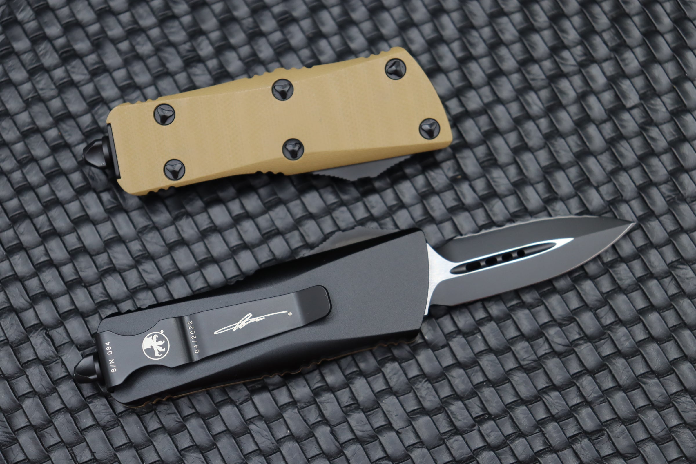 Microtech Mini Troodon Premium EDC Knife - Tan G10 Signature Series