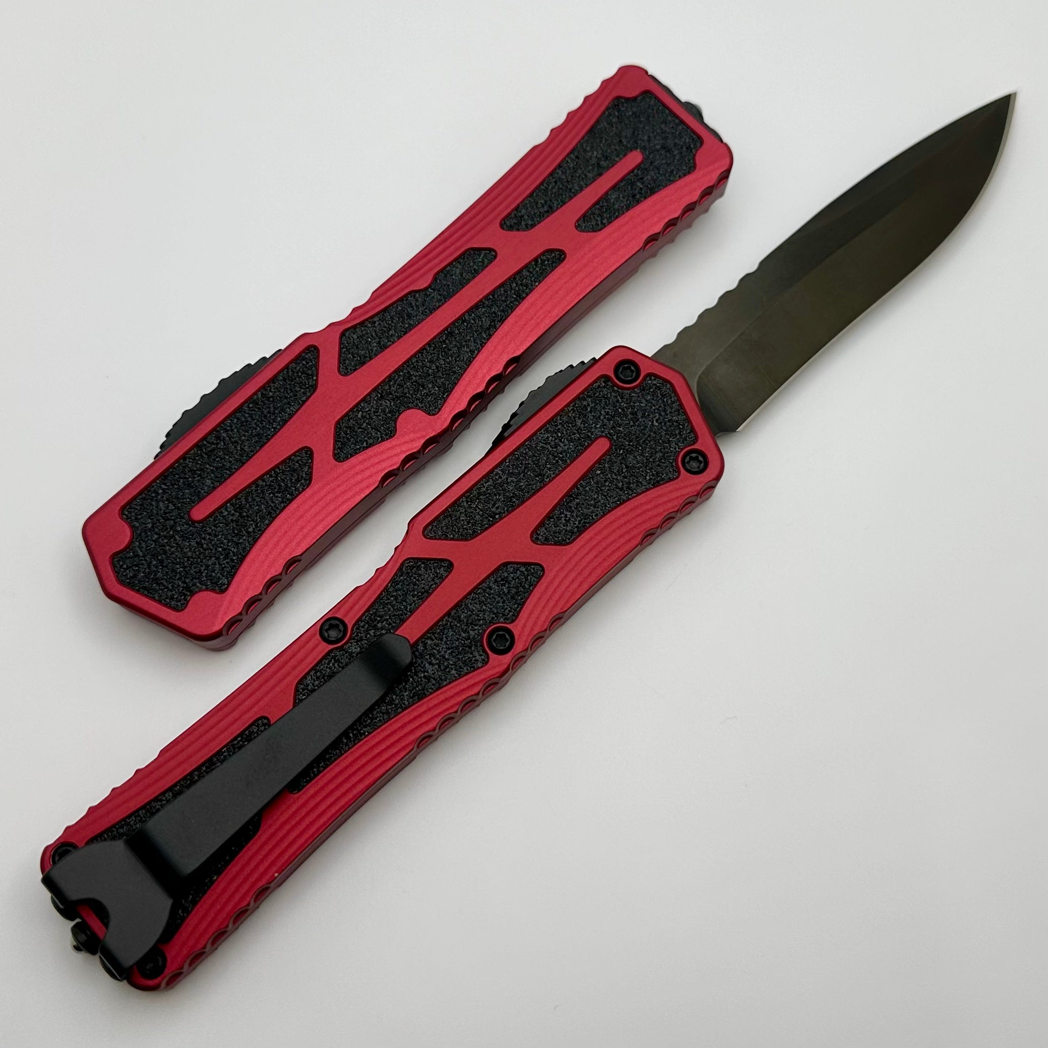 Heretic Knives Colossus DLC Recurve - Premium Magnacut Blade & Red Aluminum Handle