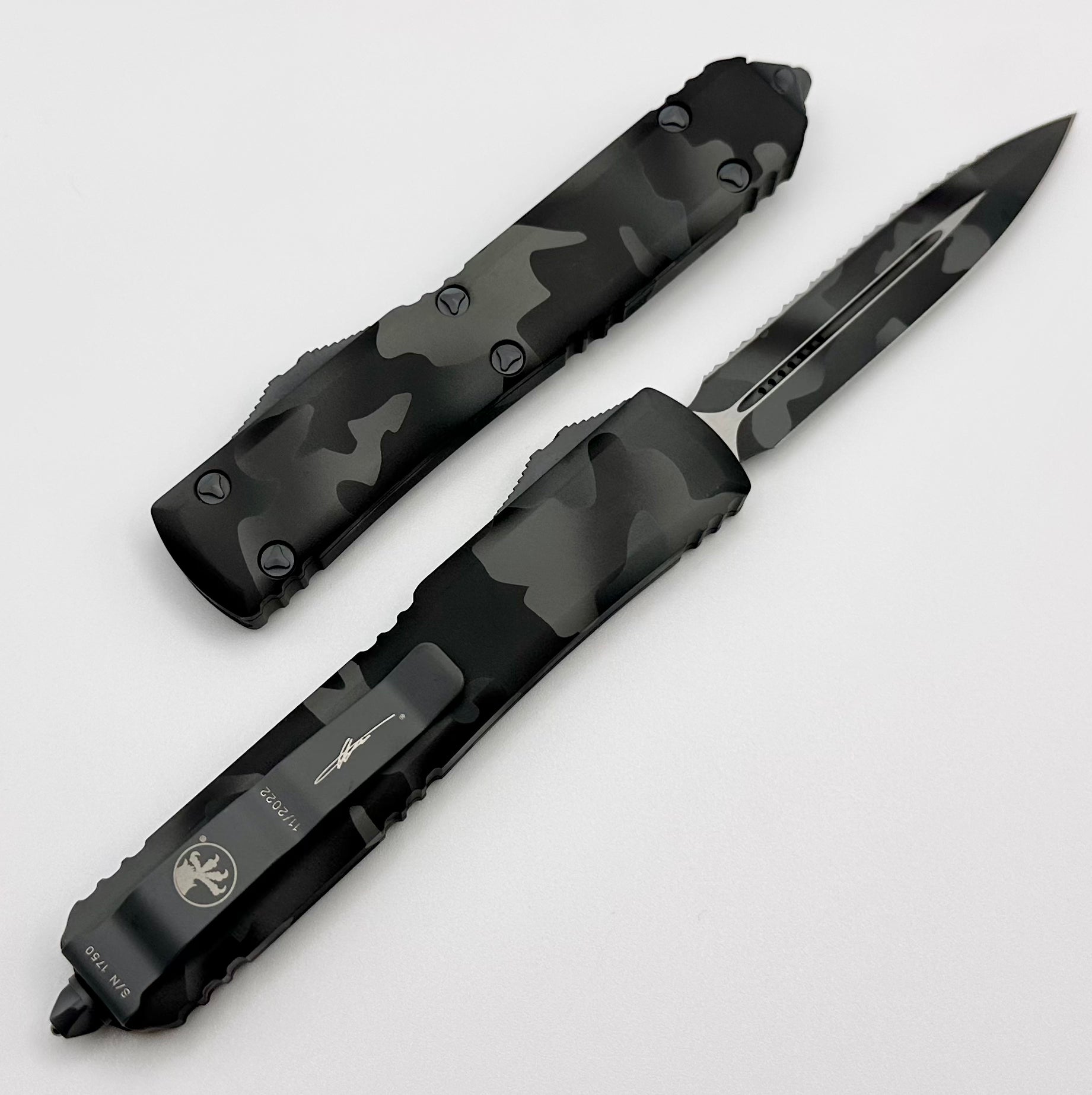 Microtech Ultratech Ultimate Double Edge Serrated Tactical Knife - Urban Camo