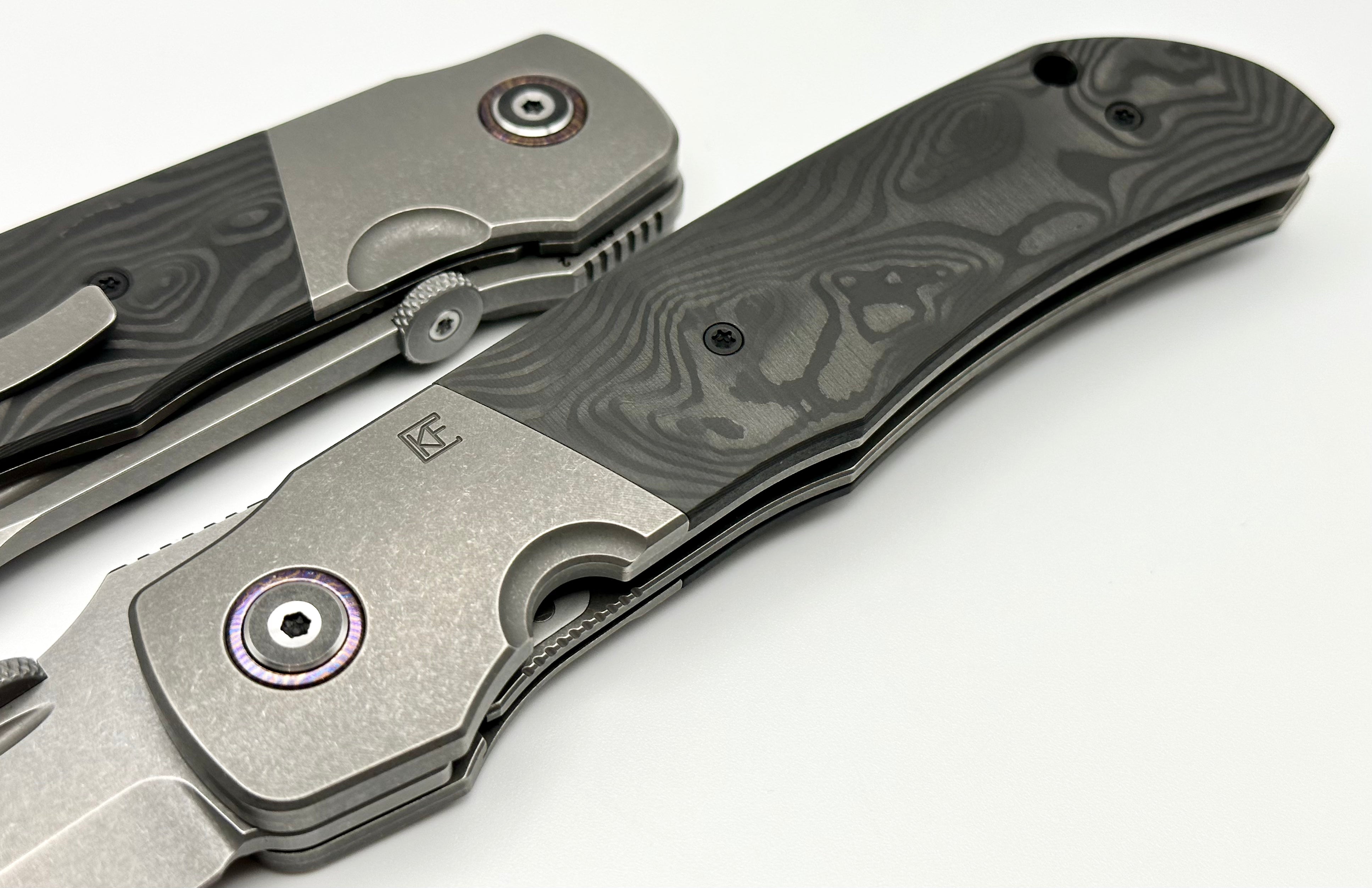 Premium Custom Knife Factory Eagle Rock - Black Carbon Fiber & S110V Steel