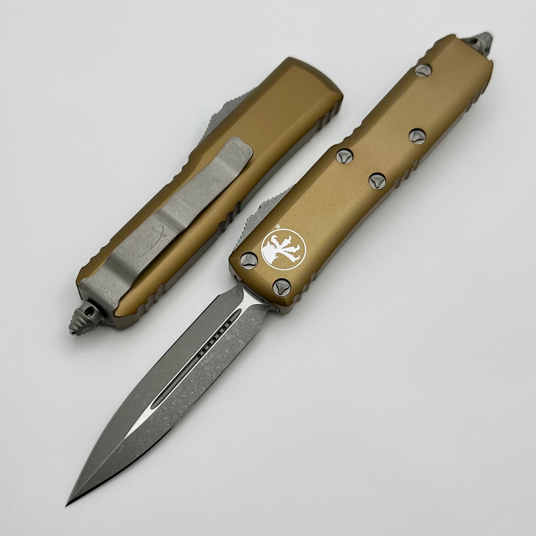 Microtech UTX-85 Tan & D/E Apocalyptic EDC Knife - Premium Compact Design