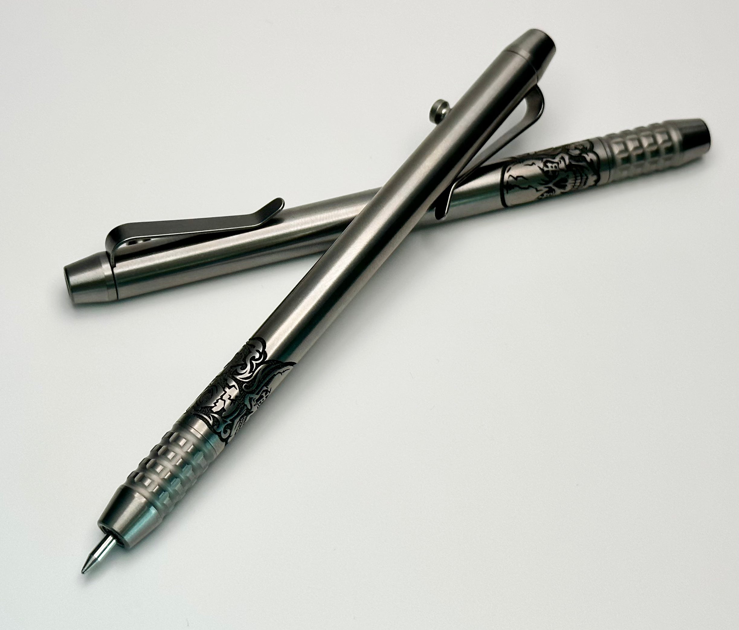 Borka Ti2Design BoltLiner Grid Skulls Premium Titanium Pen