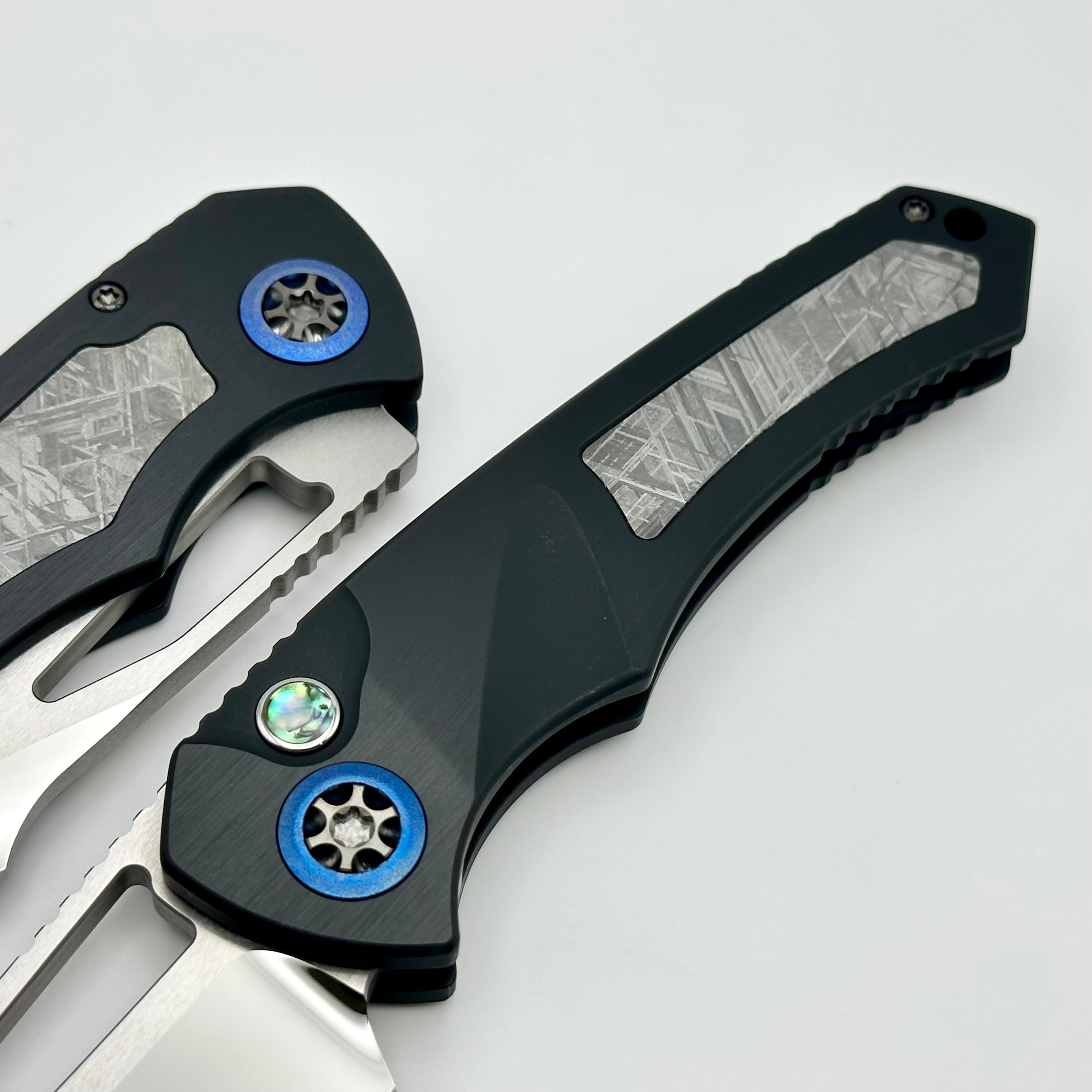 Premium Heretic Knives Pariah Custom Folding Knife with Meteorite Inlays & Mirror Polish M390 Blade