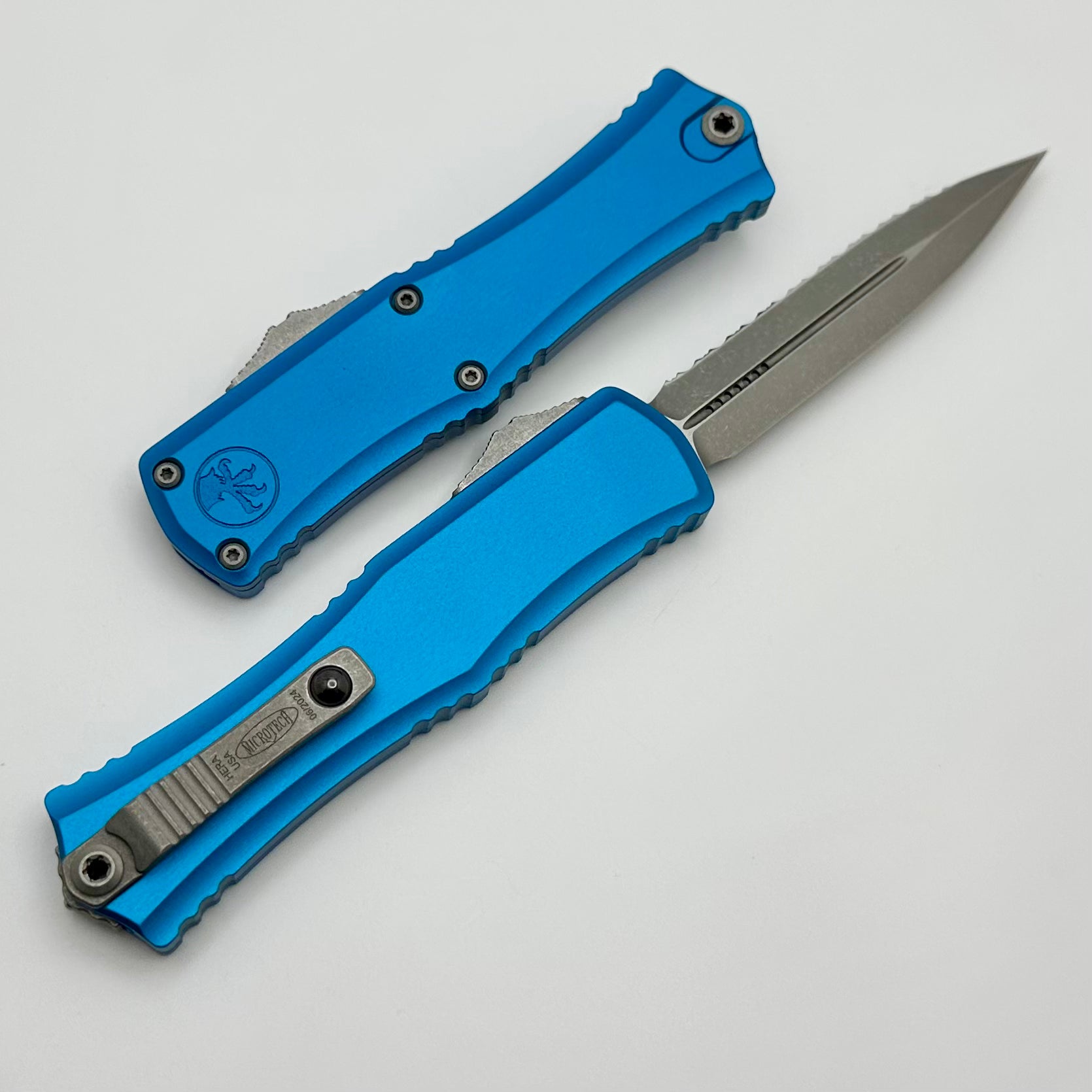 Microtech Premium Mini Hera Apocalyptic Full Serrated Double Edge Knife - Blue Handle