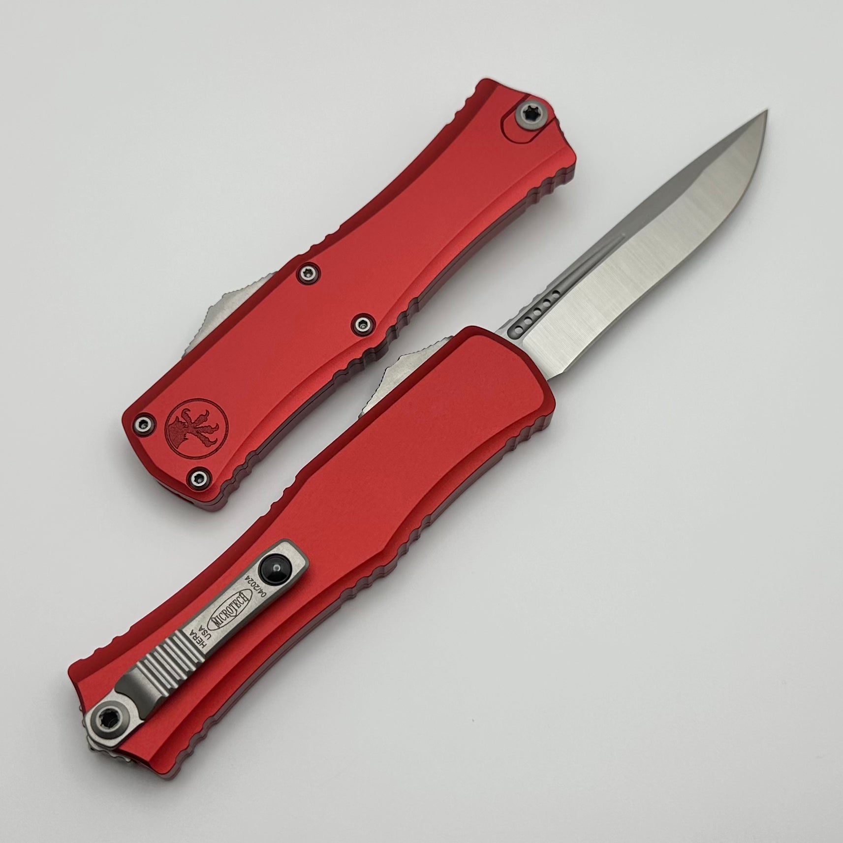 Premium Microtech Mini Hera Satin Recurve Knife - M390MK Steel, Red Aluminum Handle