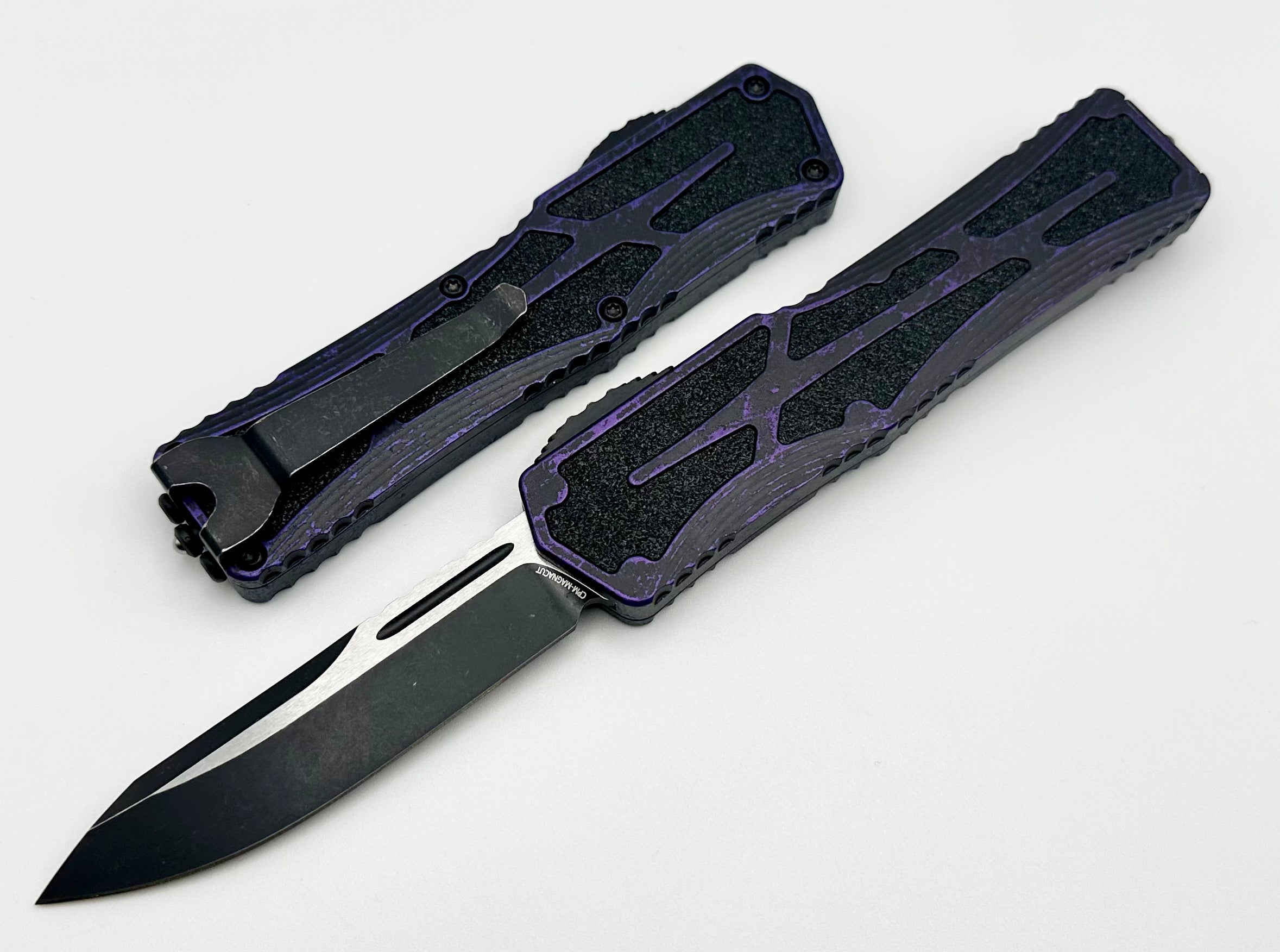 Heretic Knives Colossus SE: Premium Two-Tone Magnacut Blade & Breakthrough Purple Handle