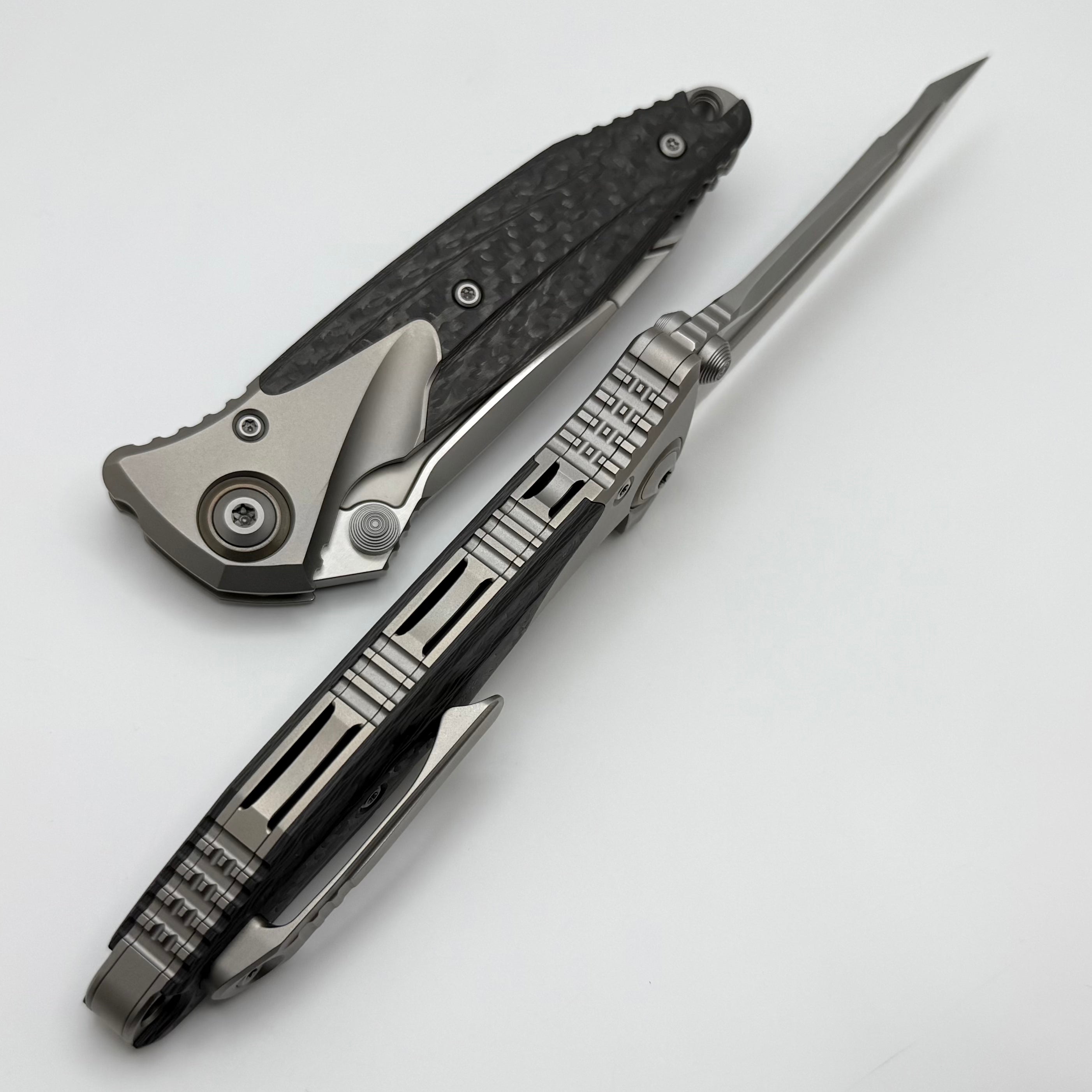 Premium Microtech Socom Bravo T/E Tactical Knife - Bronze Ti Pivot & Carbon Fiber Scales