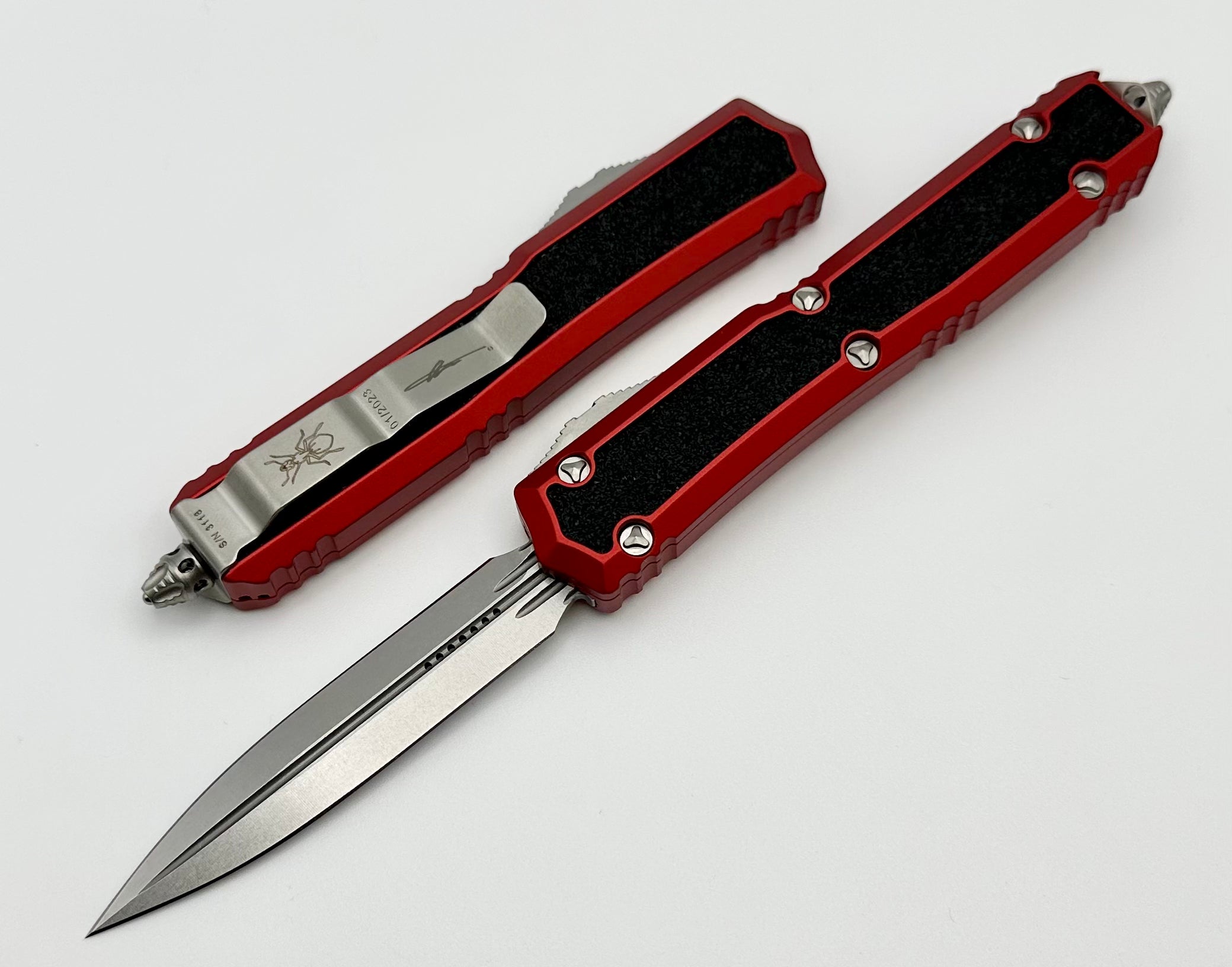 Premium Microtech Makora Stonewash Double Edge Knife with Red Handle