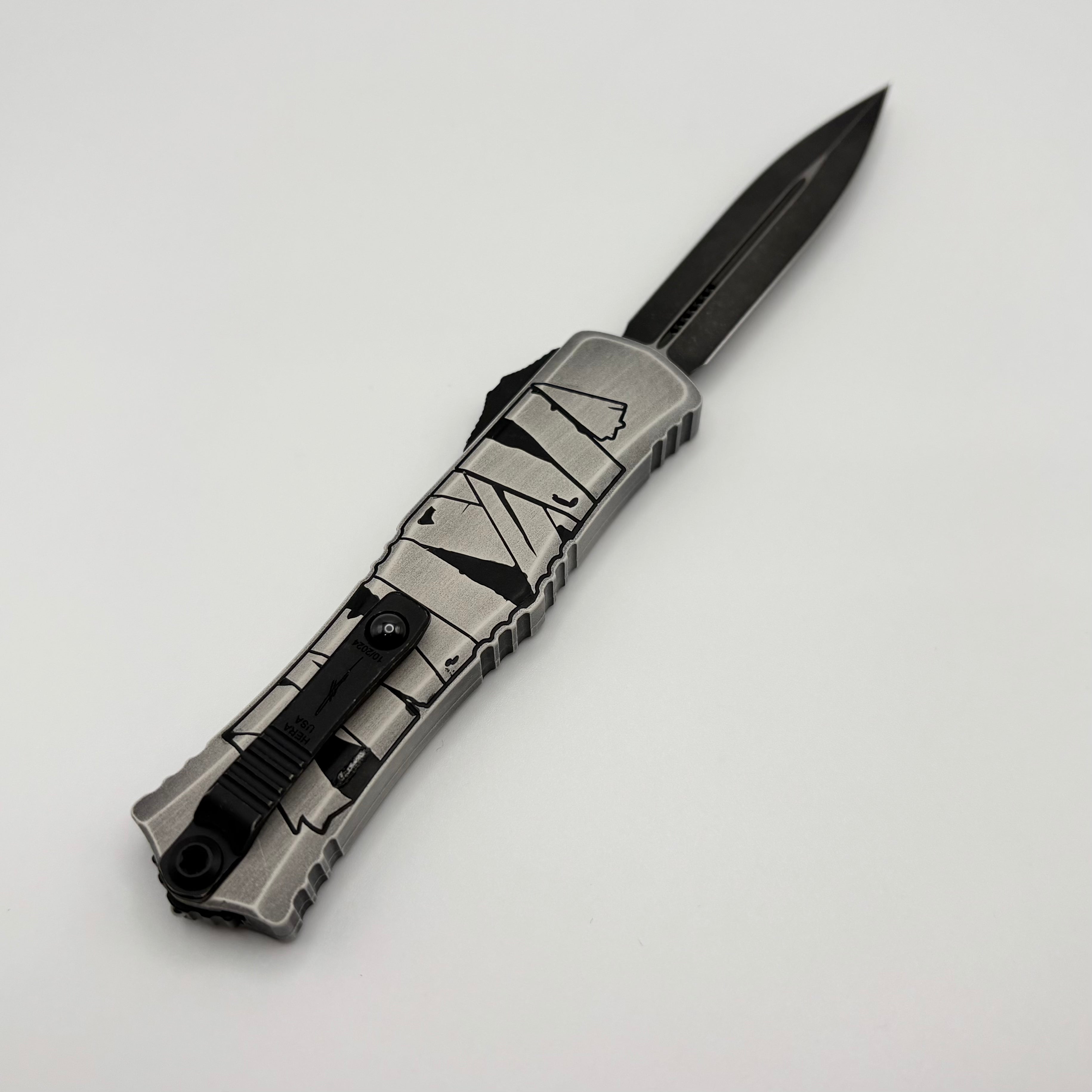 Premium Pre-Owned Microtech Mini Hera Mummy Wrap Halloween Knife - Ultimate EDC Companion