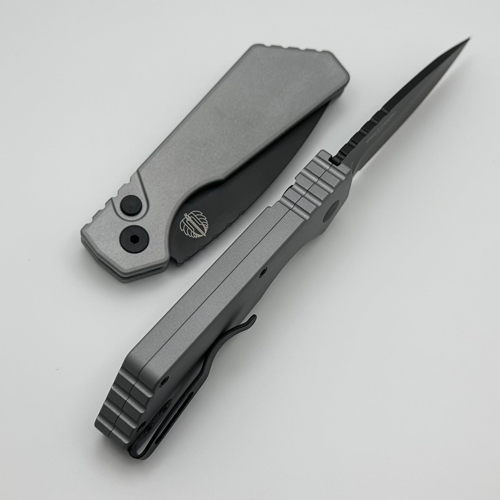 Ultimate Pro-Tech PT Plus: Premium Gray Aluminum Handle & DLC MagnaCut Blade PT203-GREY