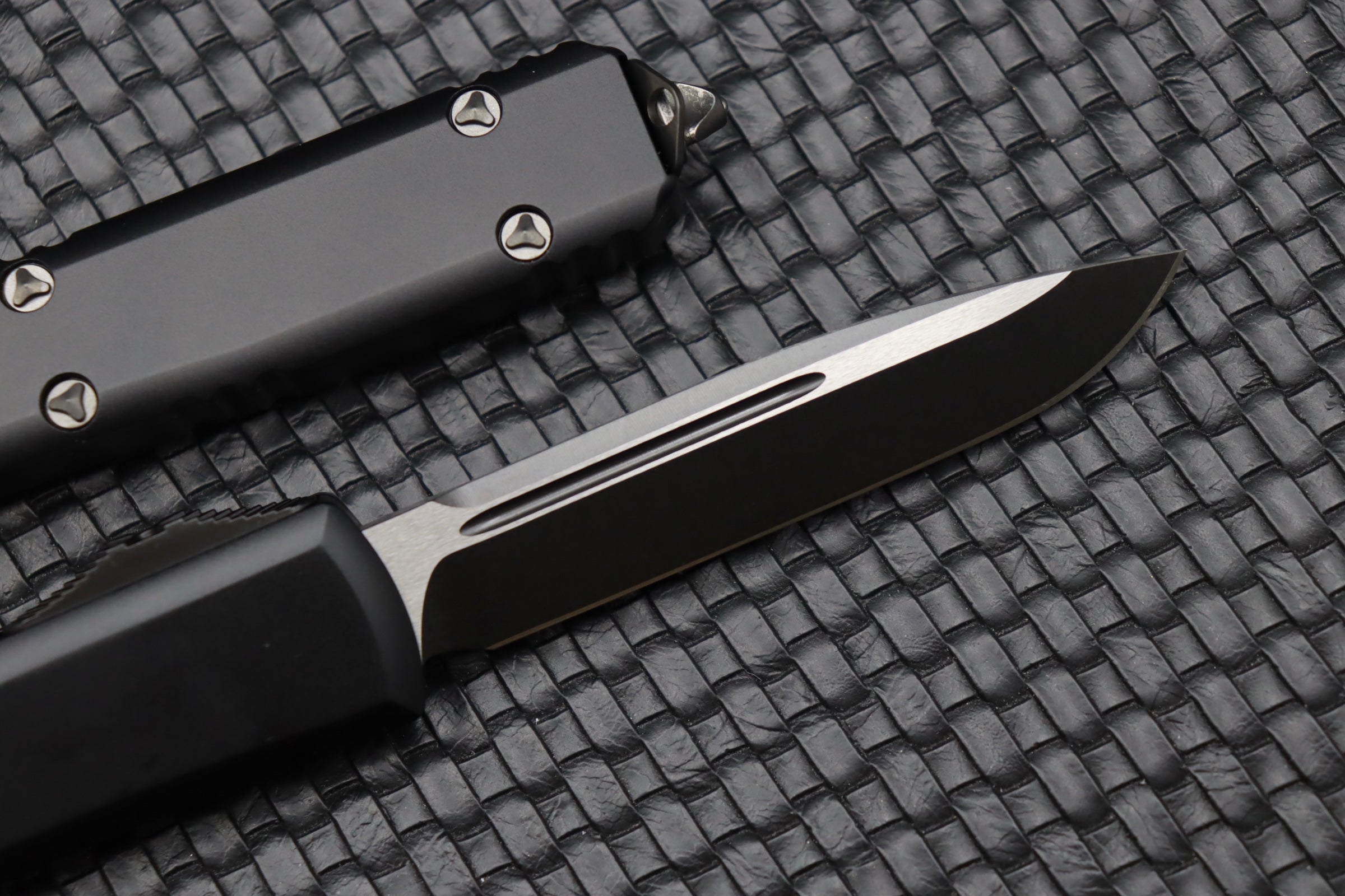 Microtech Ultratech Blade Show 2022 Premium DLC Standard Knife with DLC Hardware