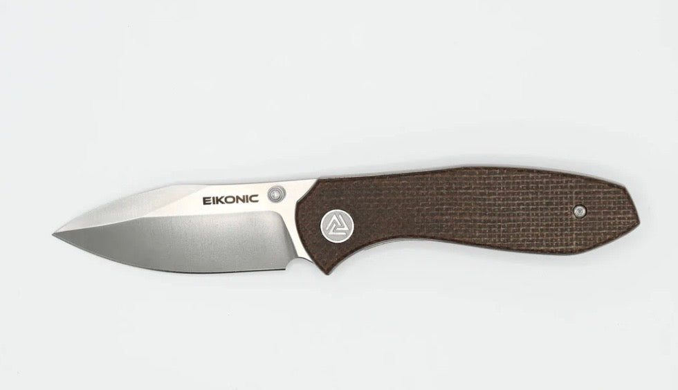 Eikonic Kasador Premium Hunting Knife - Brown Canvas Micarta & D2 Steel