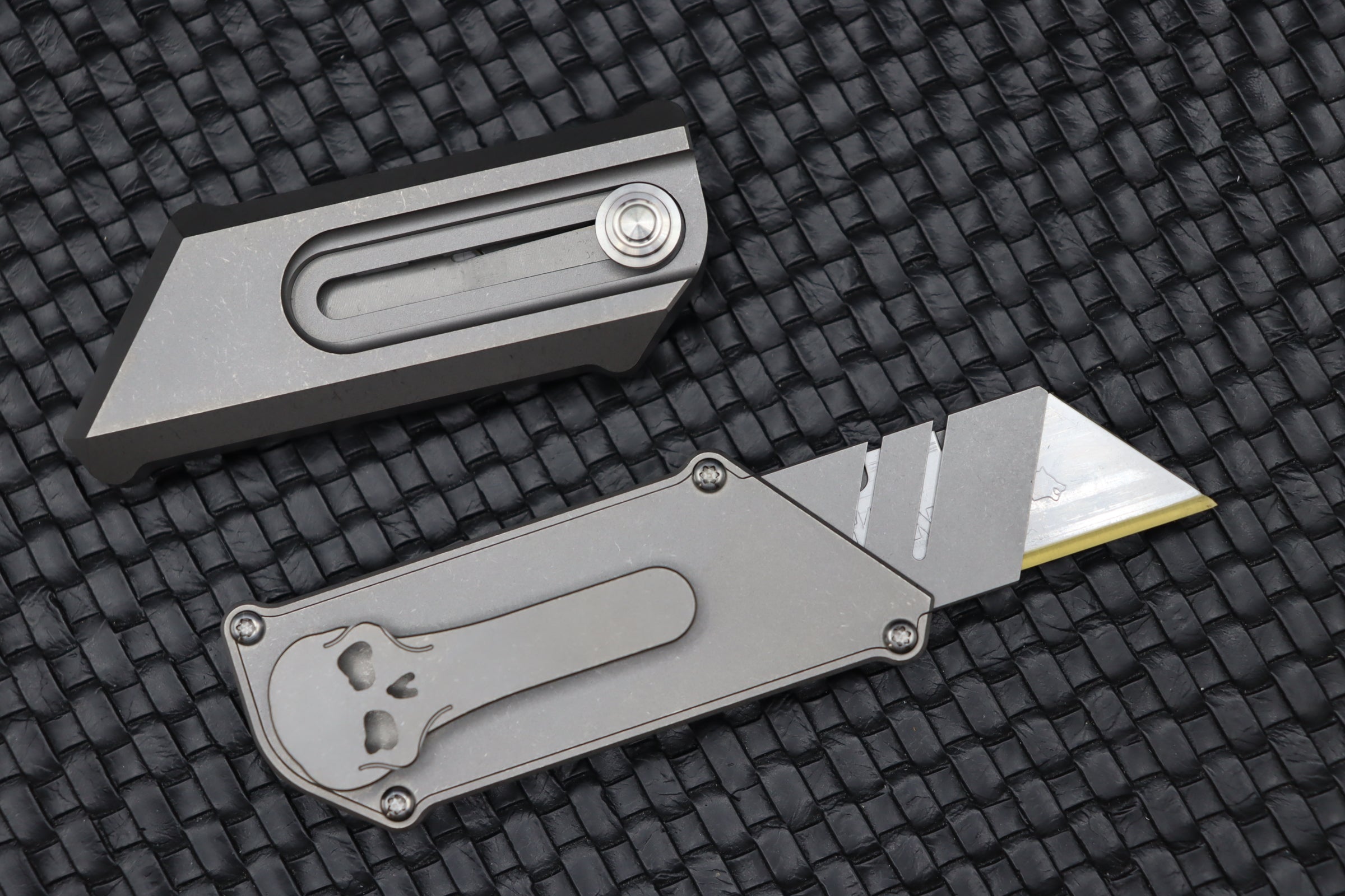 Chaves Knives Gen 2 Titanium C.H.U.B Stonewash – Premium Utility Blade