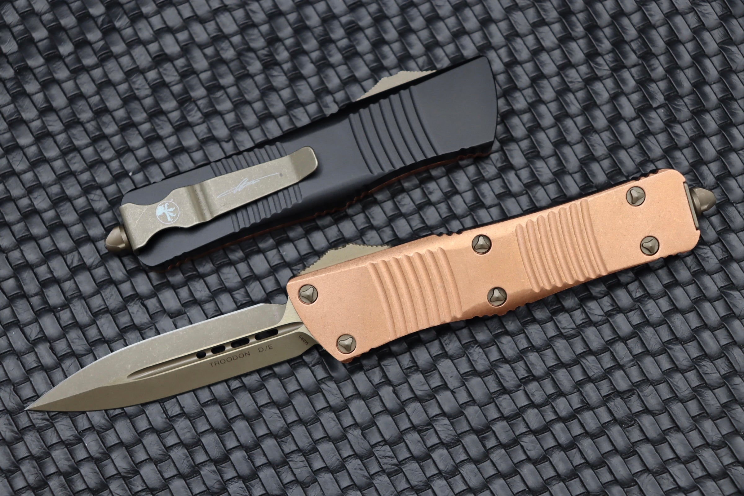 Microtech Troodon Bronze Double Edge & Copper Top Signature Series | Premium Compact OTF Knife