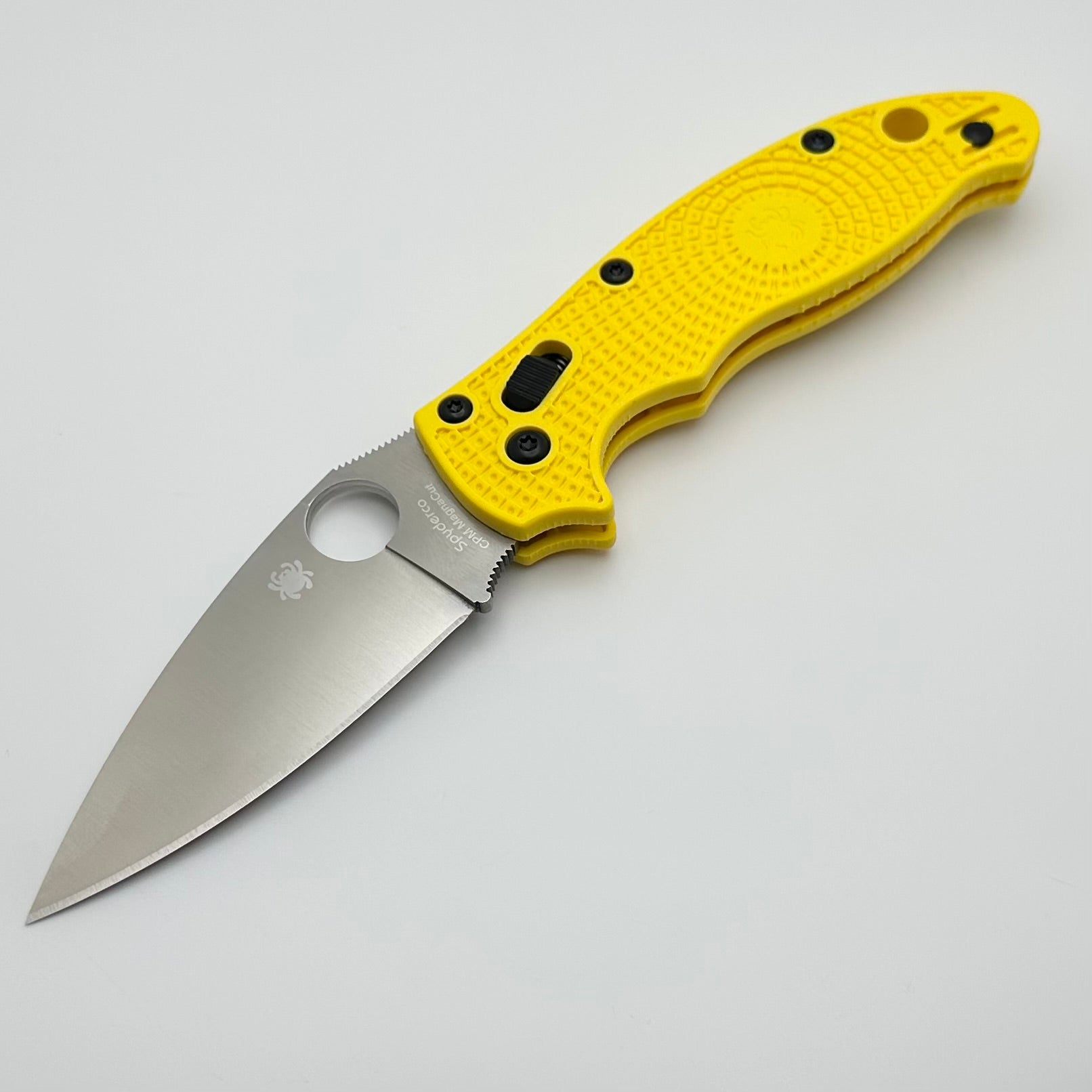 Spyderco Manix 2 Lightweight Salt Yellow & MagnaCut C101PYL2 - Premium Pre-Owned EDC Knife