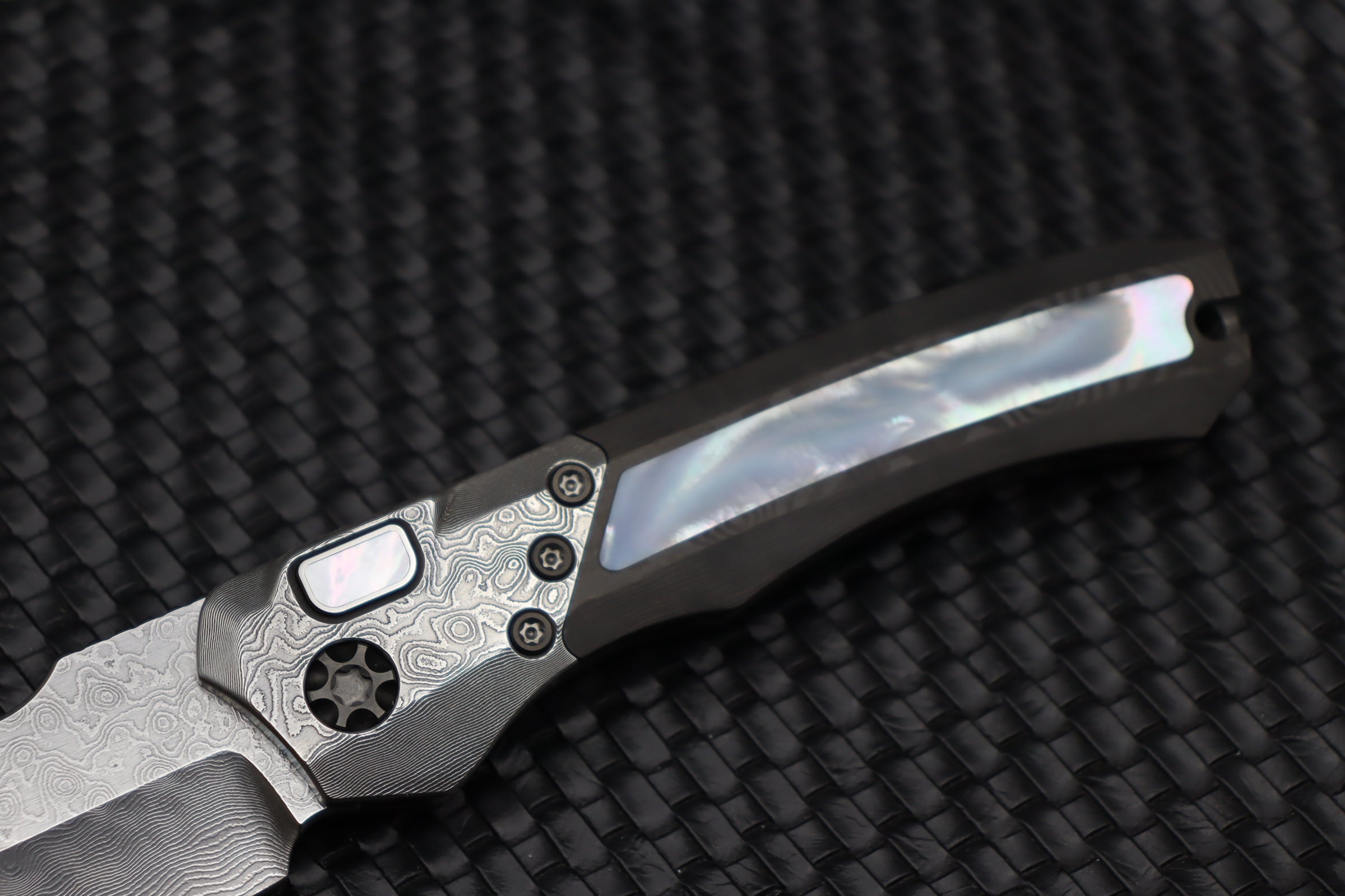 Heretic Knives Wraith Auto - Premium Damascus Blade with Black Dunes Fat Carbon & Mother of Pearl Inlays