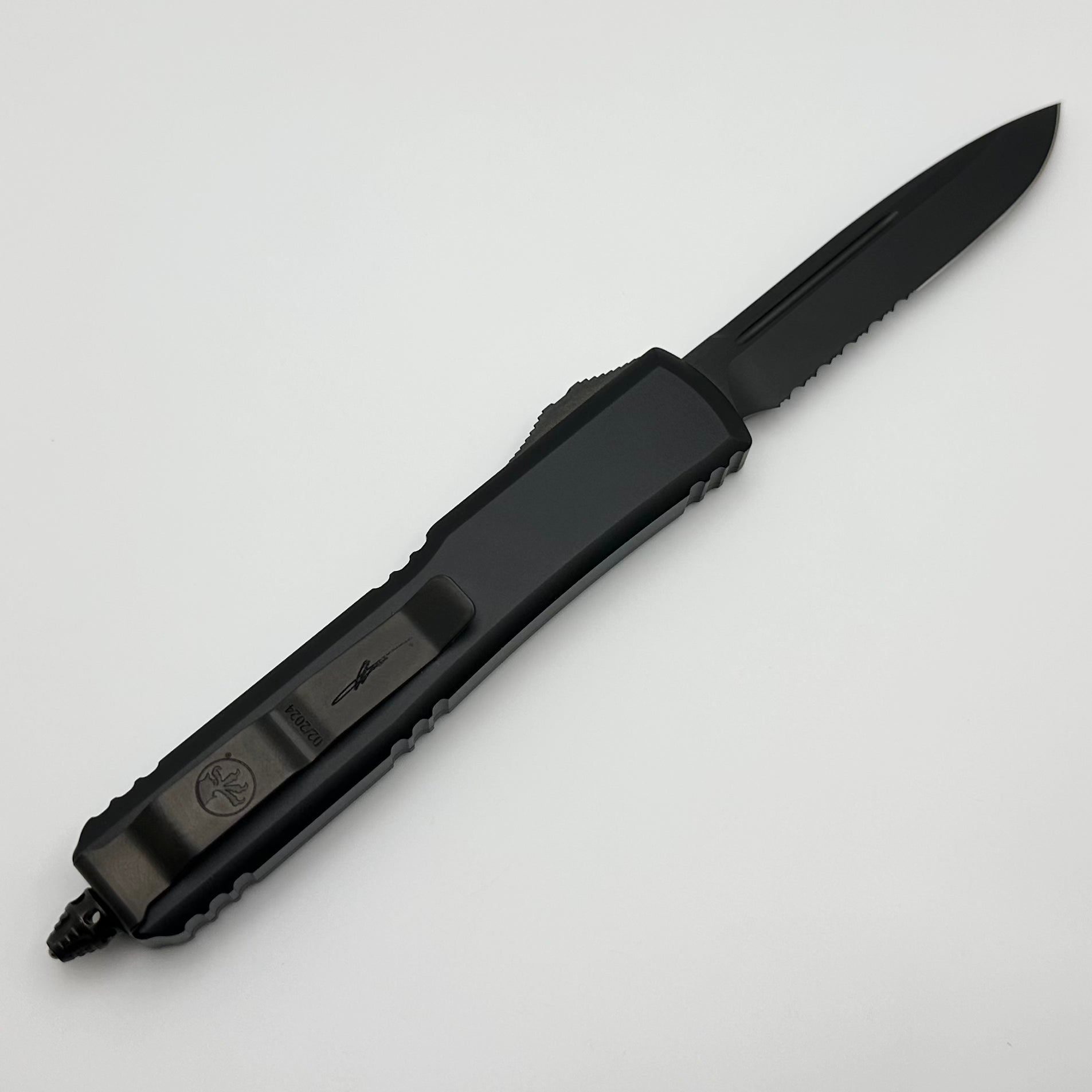 Premium Microtech Ultratech Shadow DLC MAGNACUT Knife - Single Edge Part Serrated (Pre-Owned)