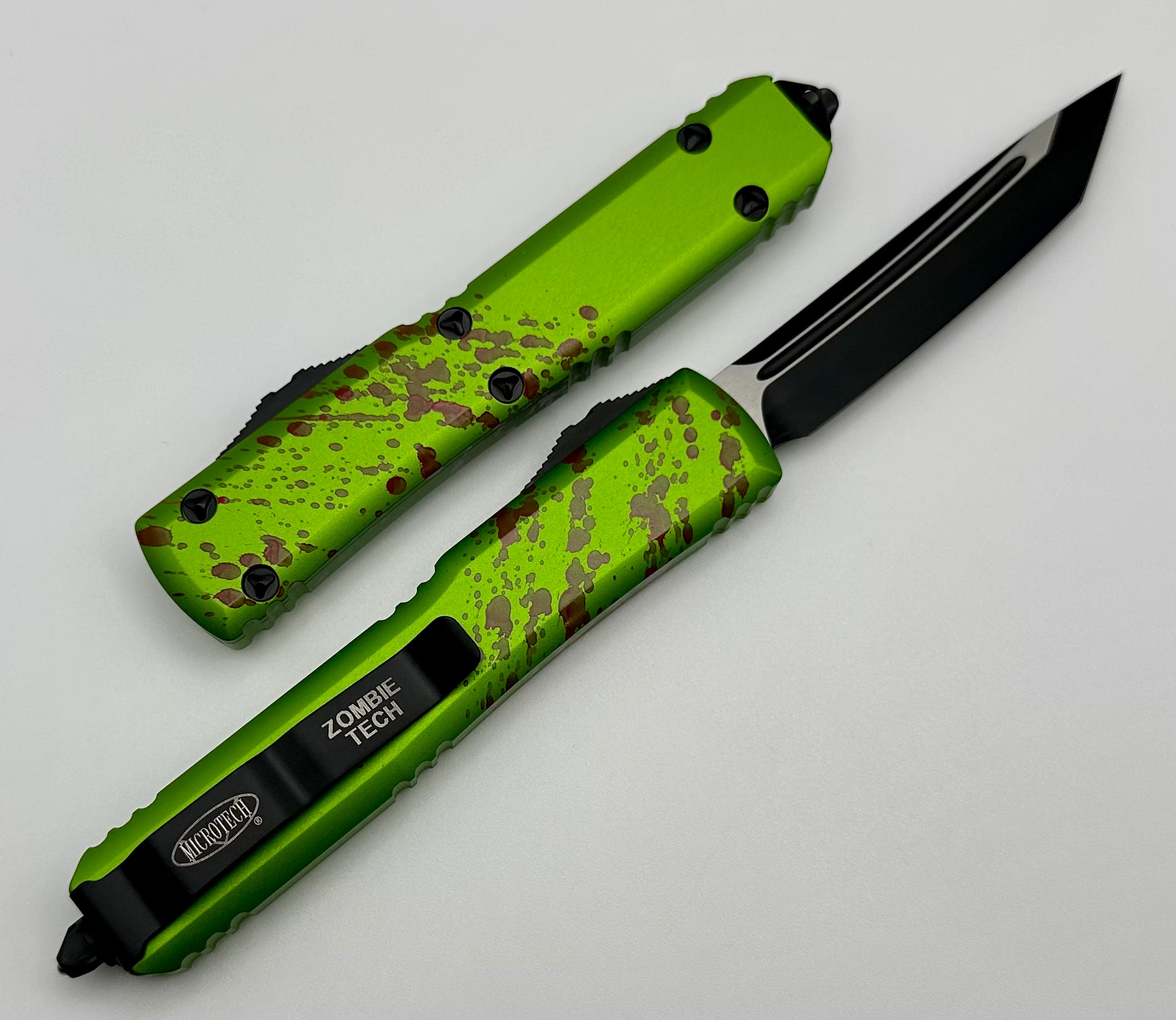 Microtech Ultratech Tanto Zombie Tech Black Premium OTF Knife