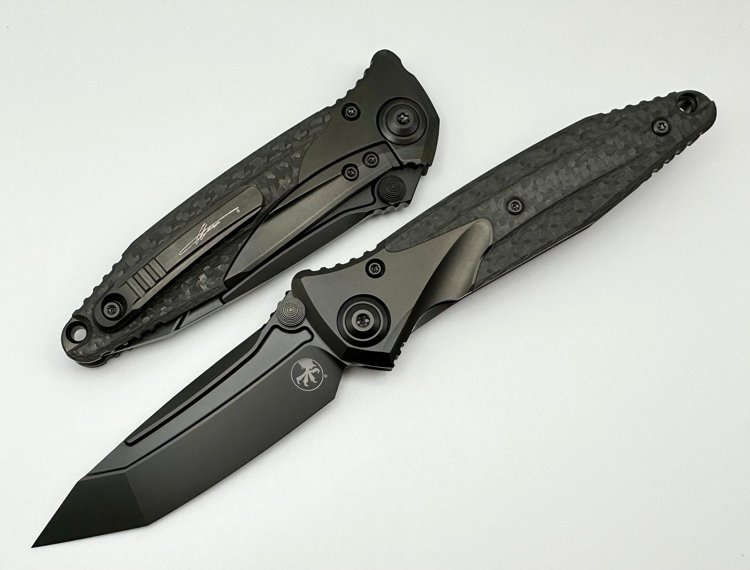 Microtech Socom Bravo Tactical Knife - Premium Tanto & Carbon Fiber Design