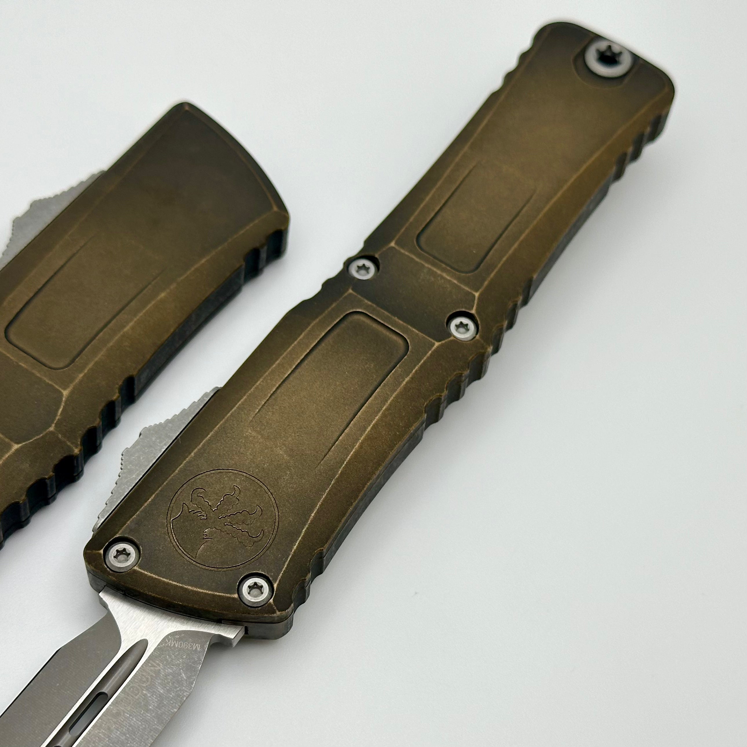 Microtech Premium Combat Troodon Gen III Apocalyptic Tan Tactical Knife