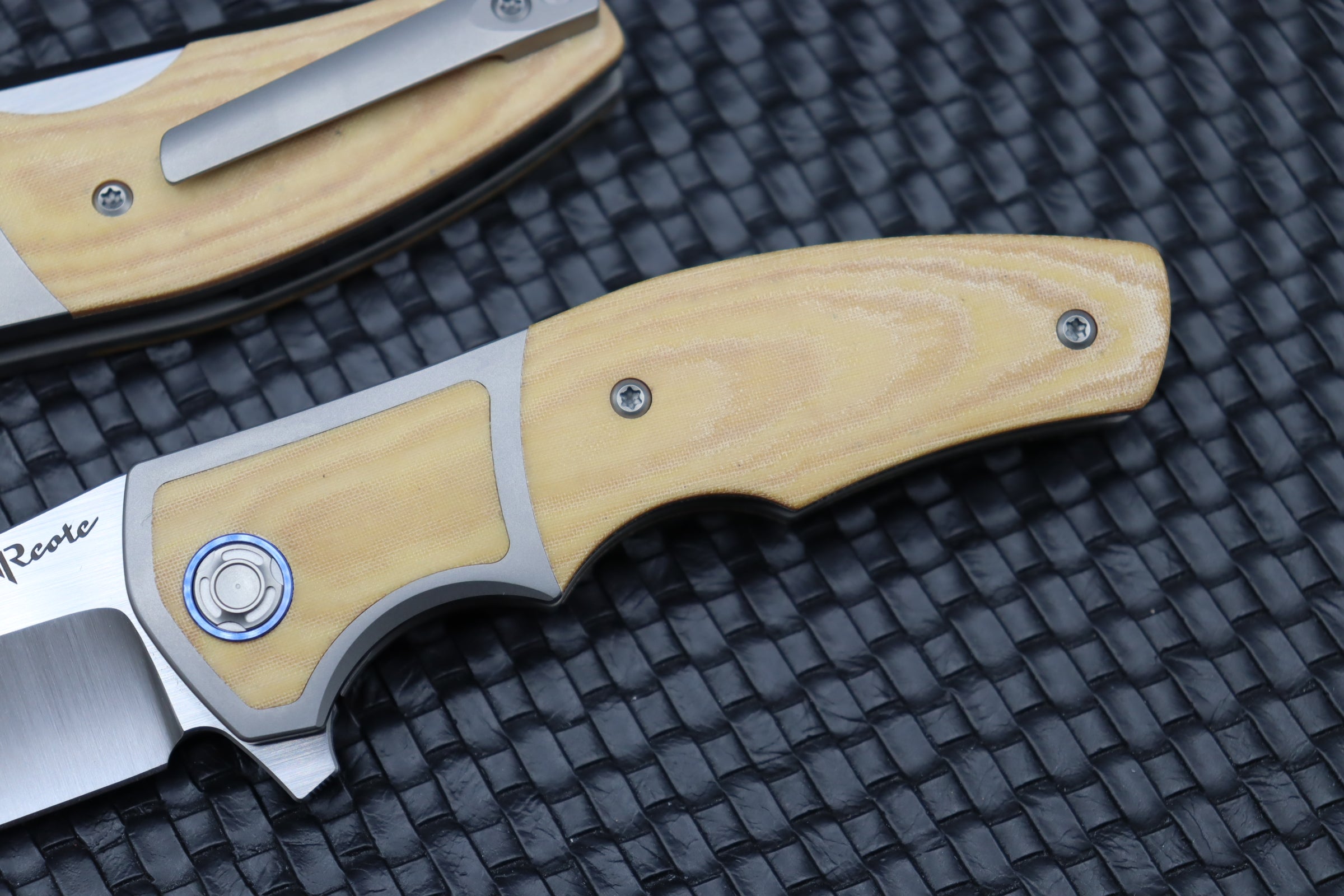 Premium Reate Mini Crossroads Folding Knife - White Micarta & M390 Steel