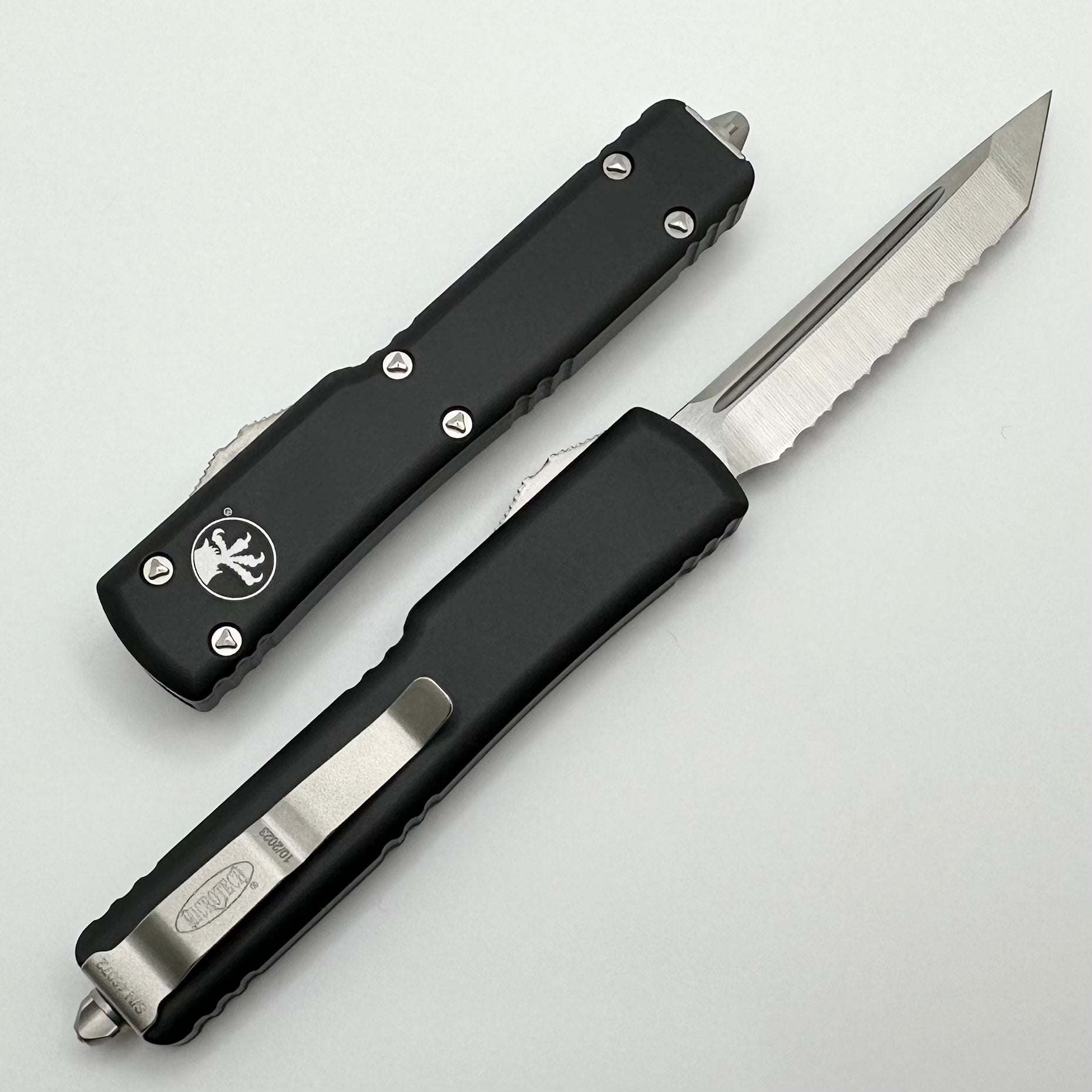 Microtech UTX-70 Tanto Satin Full Serrated & Black - Ultimate Compact EDC Knife