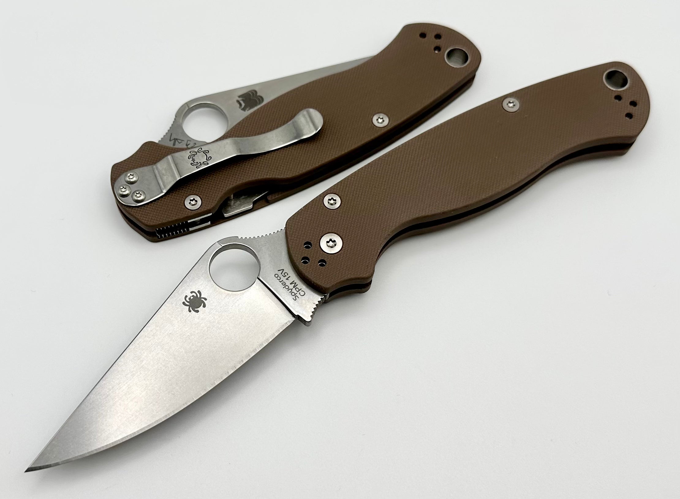 Spyderco Paramilitary 2 PM 15V Sprint Run - Ultimate Precision Knife with Brown G-10 Handle