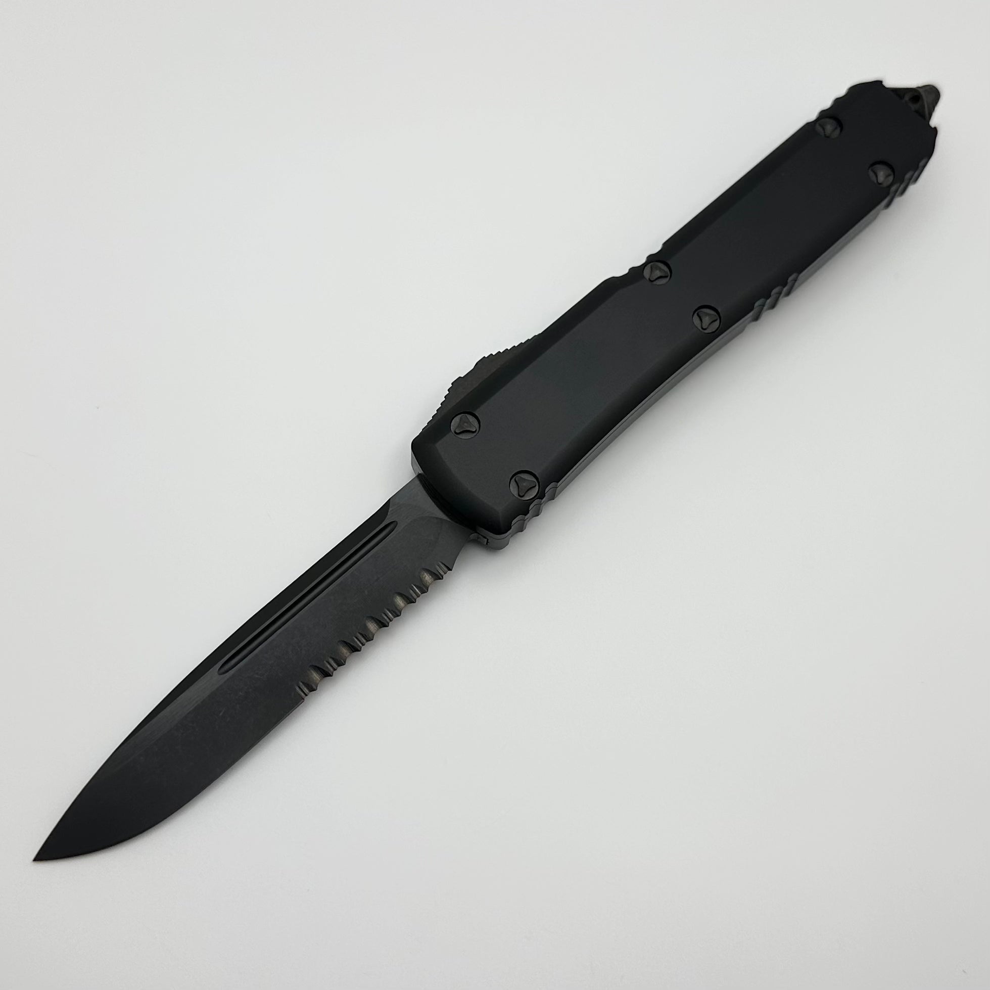 Premium Microtech Ultratech Shadow DLC MAGNACUT Knife - Single Edge Part Serrated (Pre-Owned)