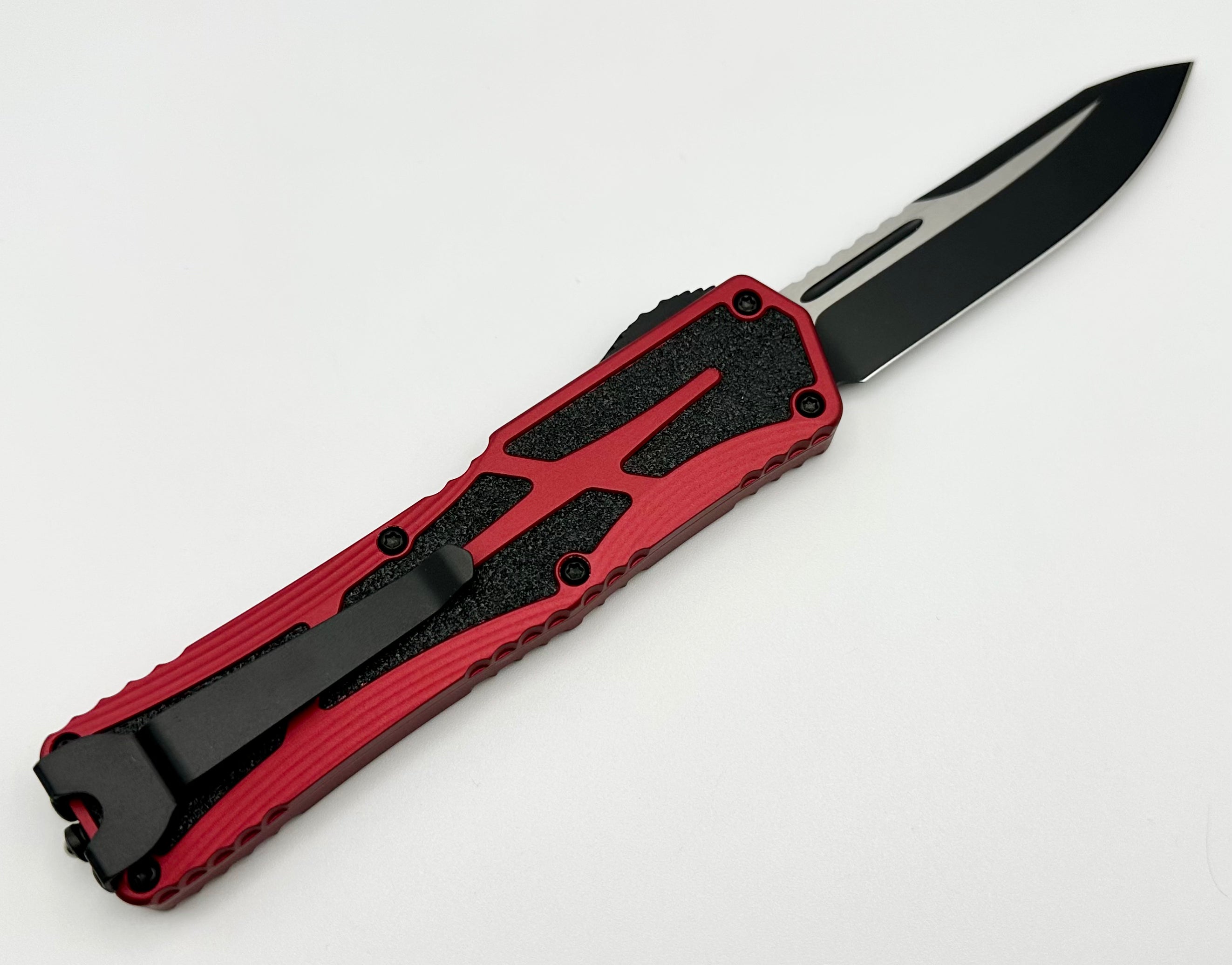 Premium Heretic Knives Colossus - Ultimate Two Tone Black Magnacut Blade & Red Aluminum Handle