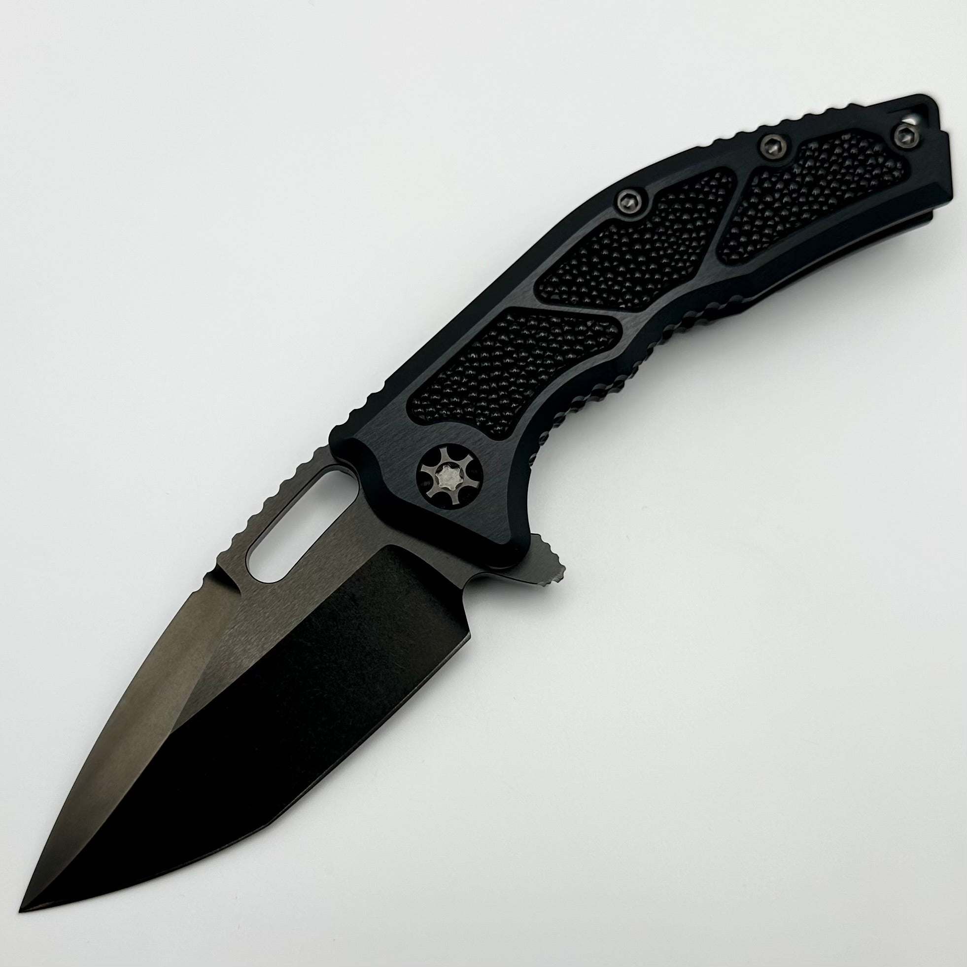 Heretic Knives Premium Medusa V3 Custom Manual Prototype - Black Aluminum Frame Lock with Stingray Inlays & DLC MagnaCut Blade