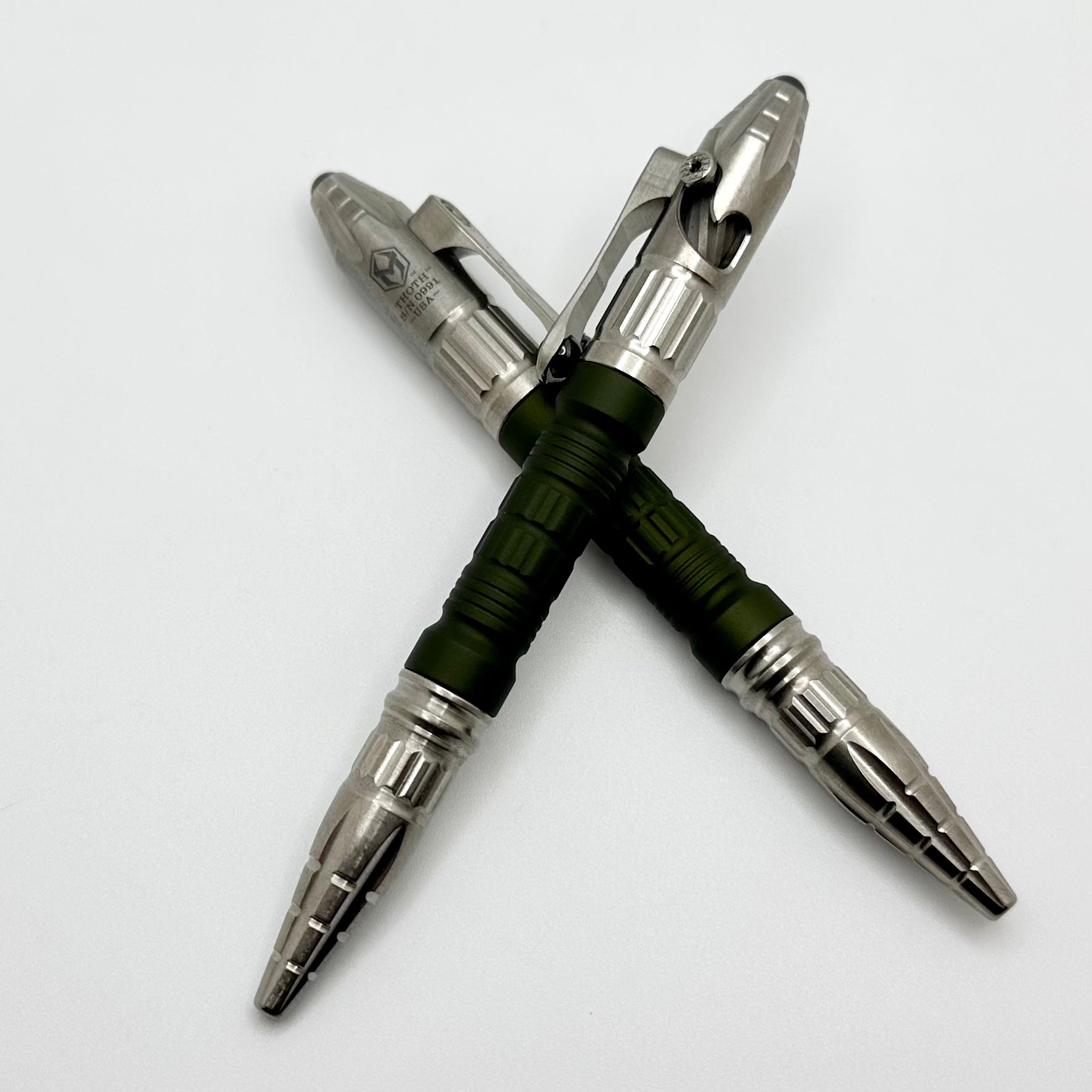 Premium Heretic Knives Thoth Pen - Green Titanium & Aluminum Design