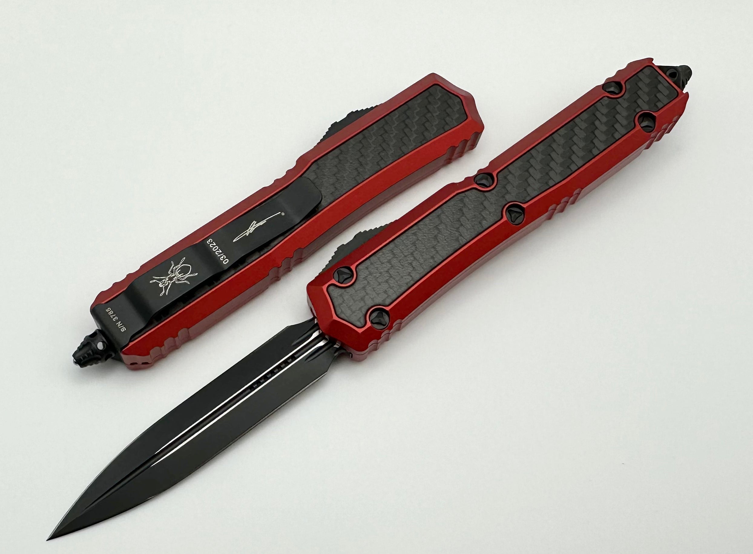 Premium Microtech Makora Tactical Knife - Carbon Fiber & Red Accents