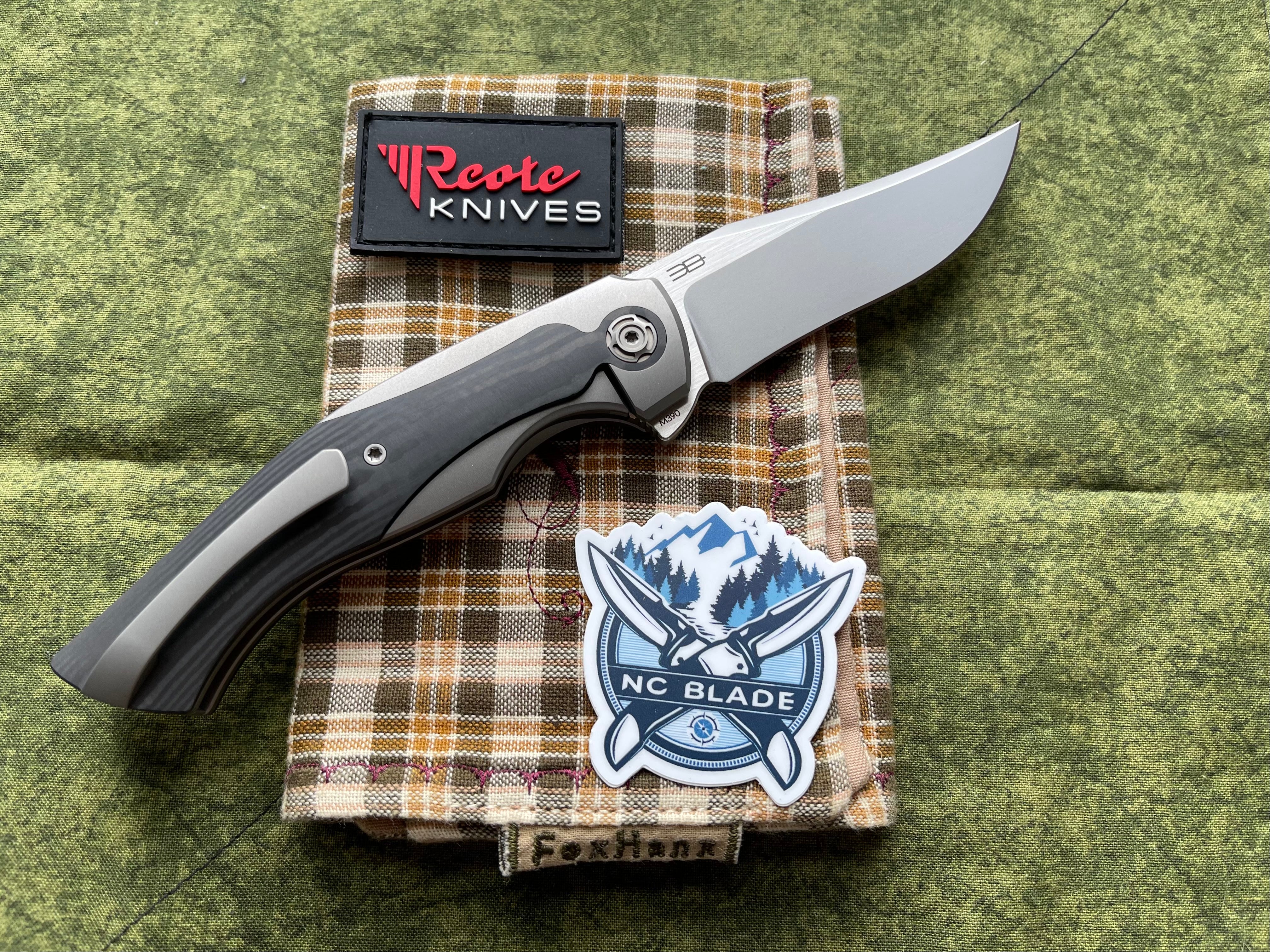 Reate Coyote Wave: Premium M390 Carbon Fiber Folding Knife