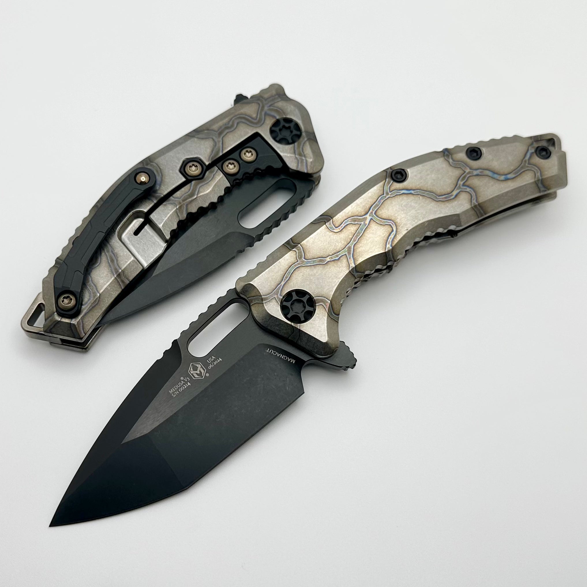 Heretic Knives Medusa Manual Flamed Titanium & DLC MagnaCut H009-6A-FTI | Premium EDC Knife