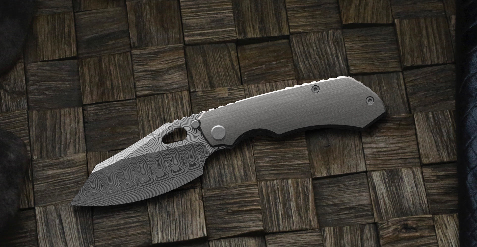 Ultimate Custom Knife Factory Evo 4.0 - Premium Damasteel & Titanium EDC Knife