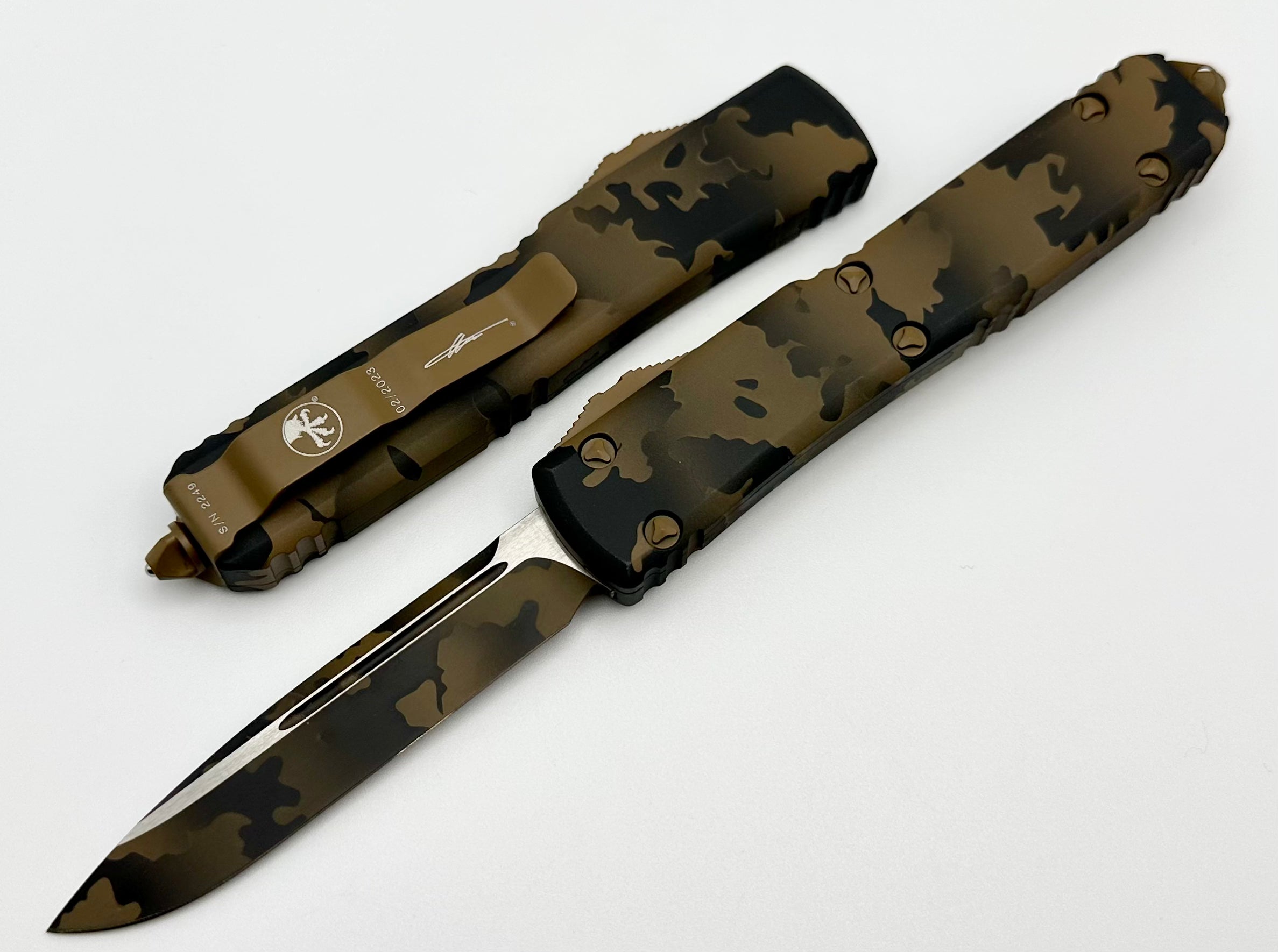 Premium Microtech Ultratech OTF Knife - Coyote Camo Edition