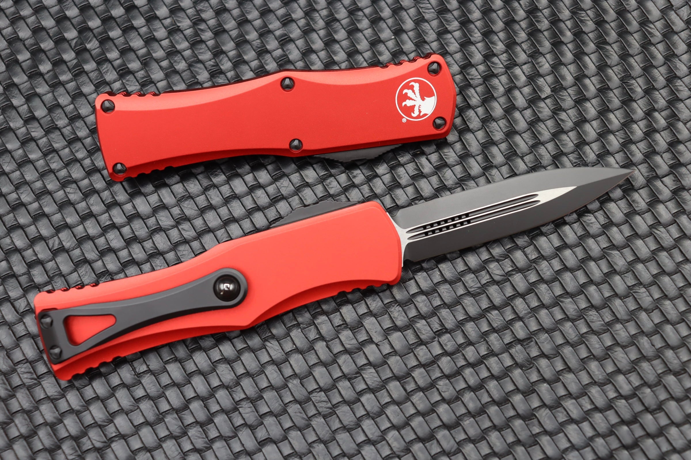 Microtech Hera Double Edge Black & Red Tactical Knife - Ultimate Precision Tool