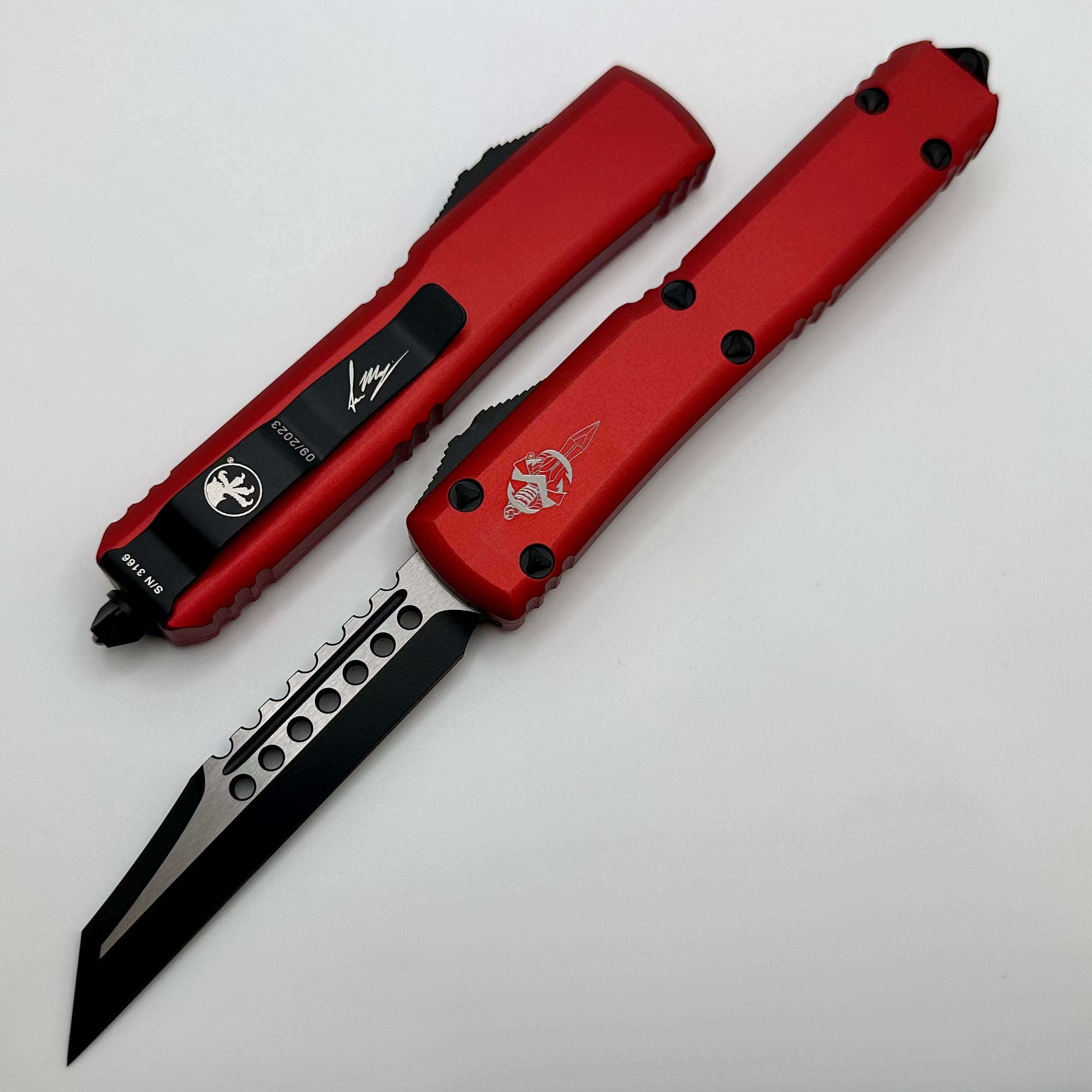 Microtech Ultratech Warhound Red Signature Series - Ultimate Tactical OTF Knife