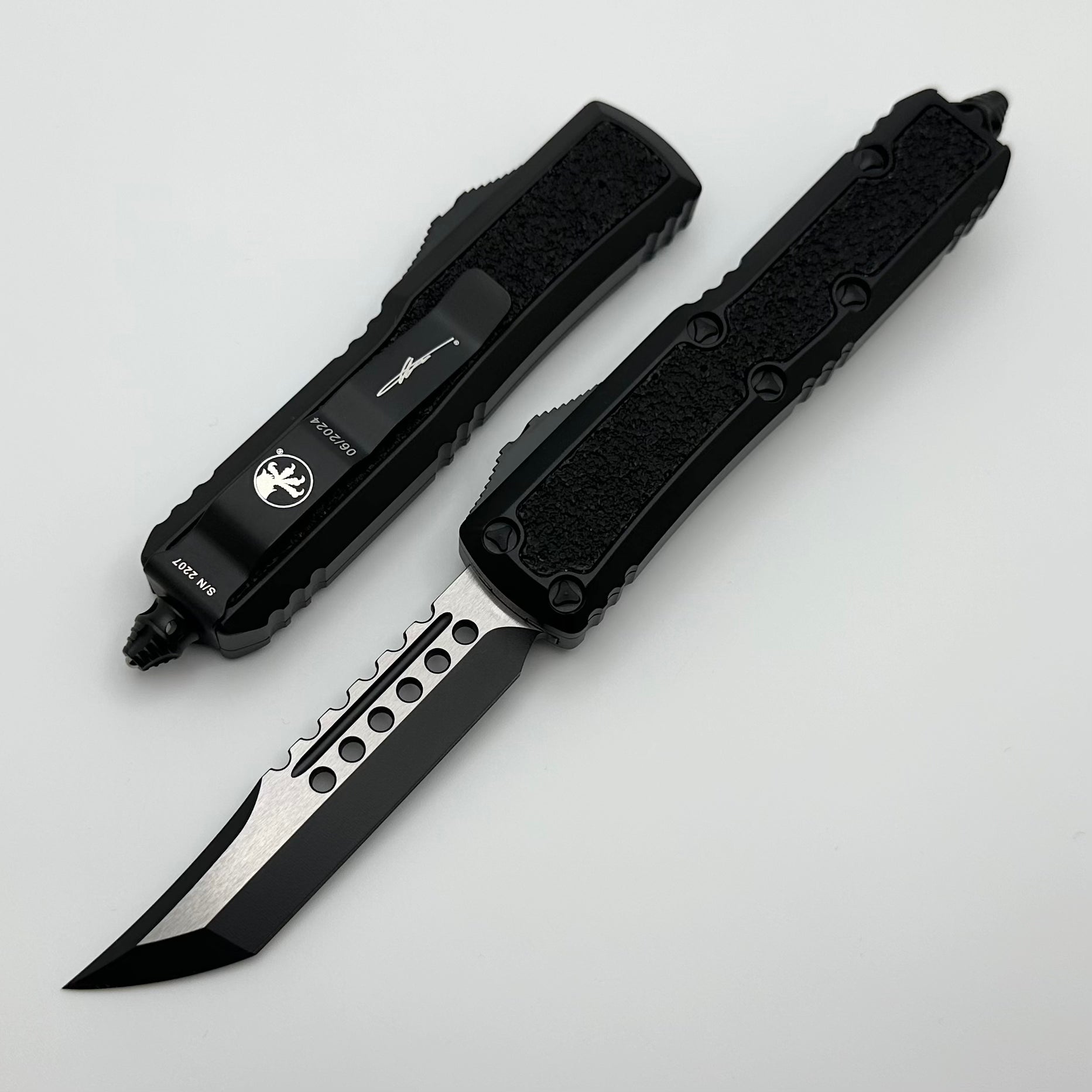 Microtech Daytona Hellhound Tactical Knife - Premium Signature Series 126H-1TS