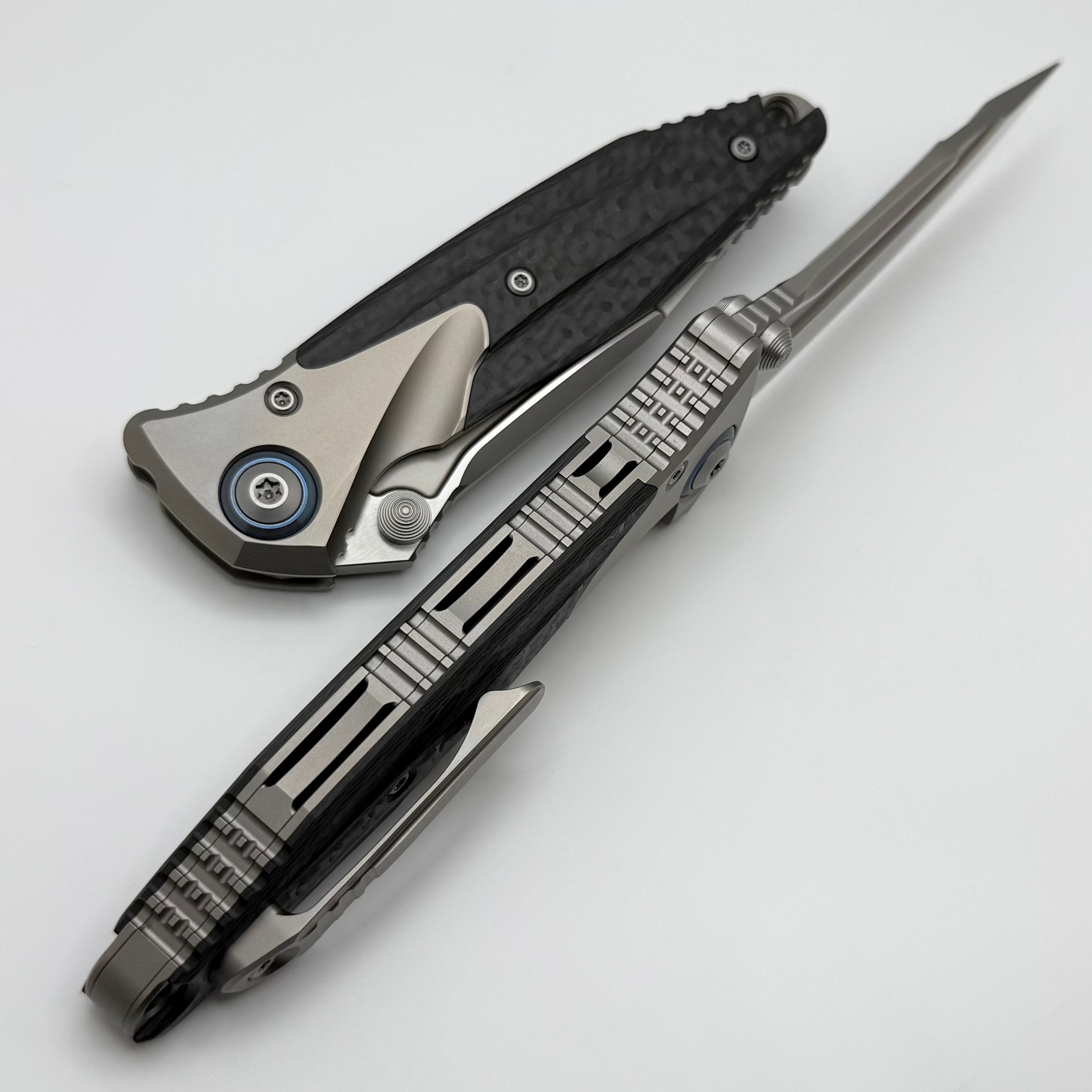 Microtech Socom Bravo Tactical Knife - Premium Carbon Fiber & Titanium Design