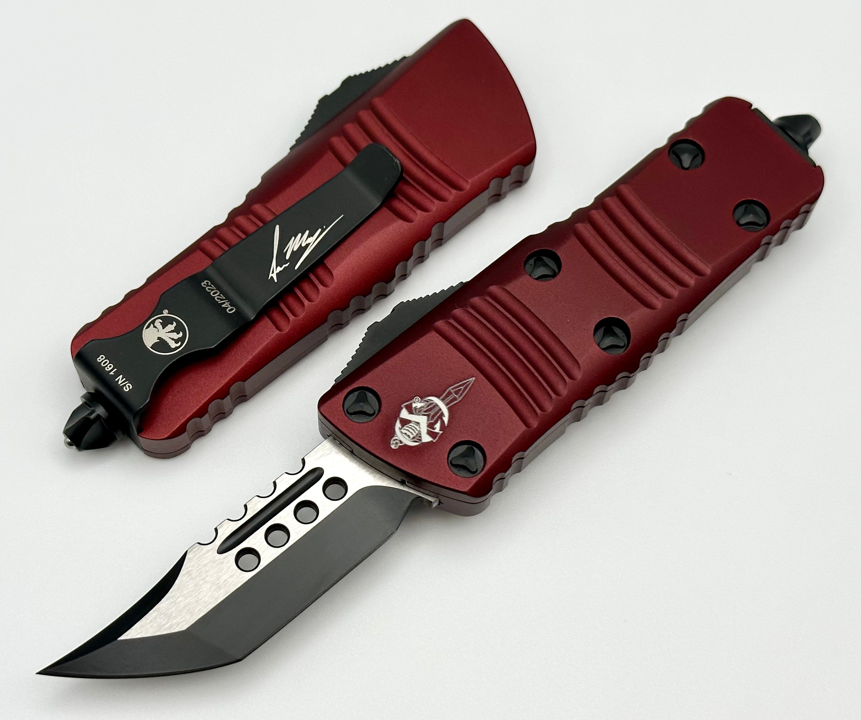 Microtech Mini Troodon Hellhound Merlot Tactical Signature Series 819-1MRS - Premium Compact Tactical Knife