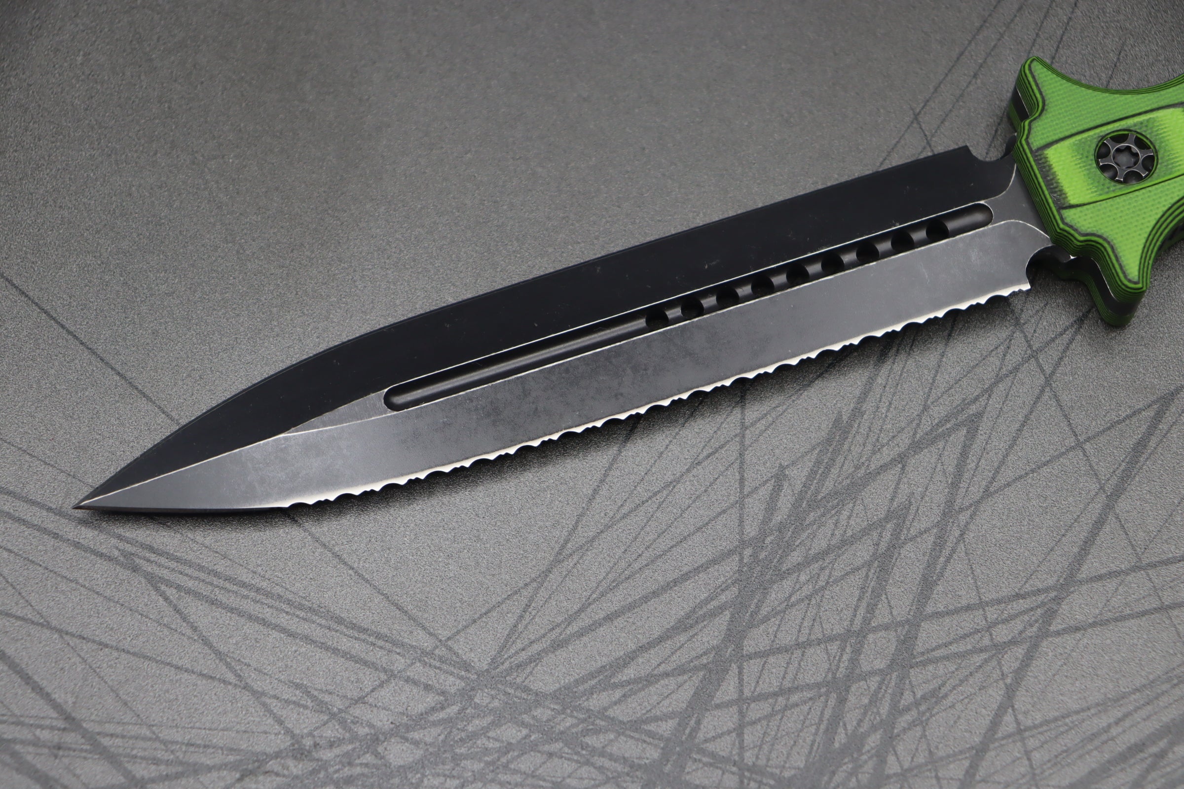 Heretic Knives Nephilim - Premium Double Edge Dagger with Battleworn Finish