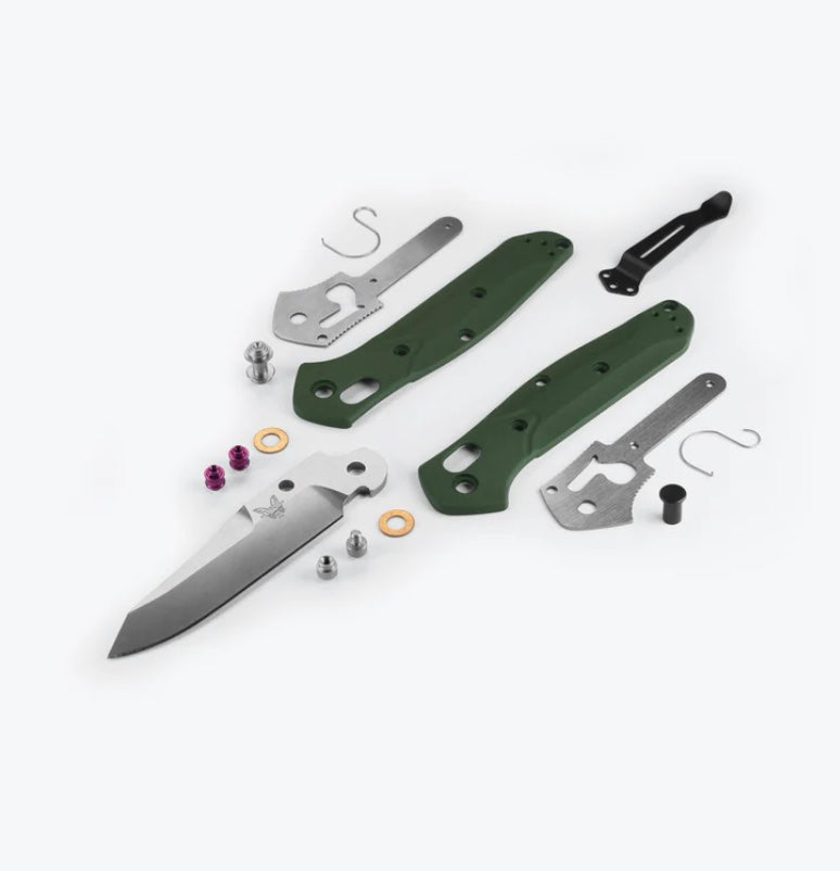 Premium Benchmade Mini Osborne | Green Aluminum & S30V Blade | Ultimate Compact EDC