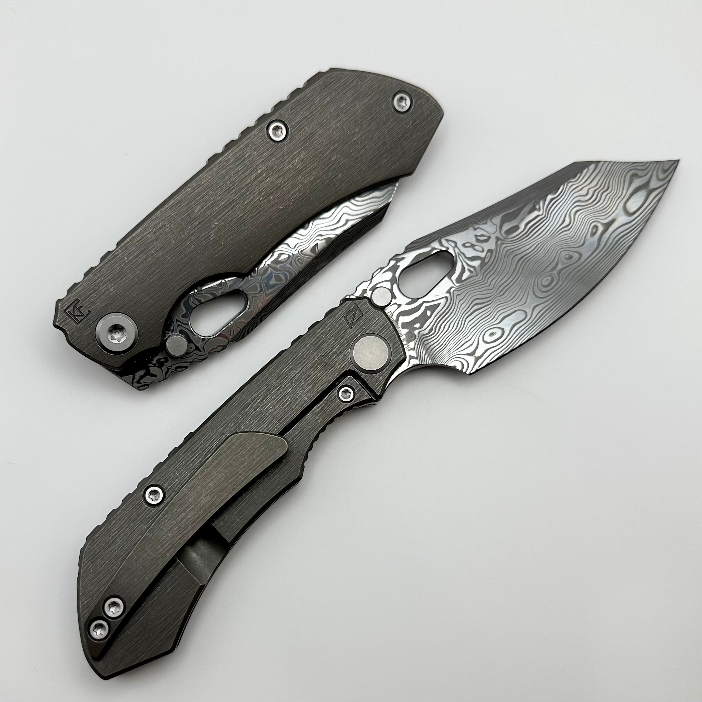 Premium Custom Knife Factory Rotten Design Evo 4.0 - Ultimate Damasteel Blade with Tumbled Titanium Handles