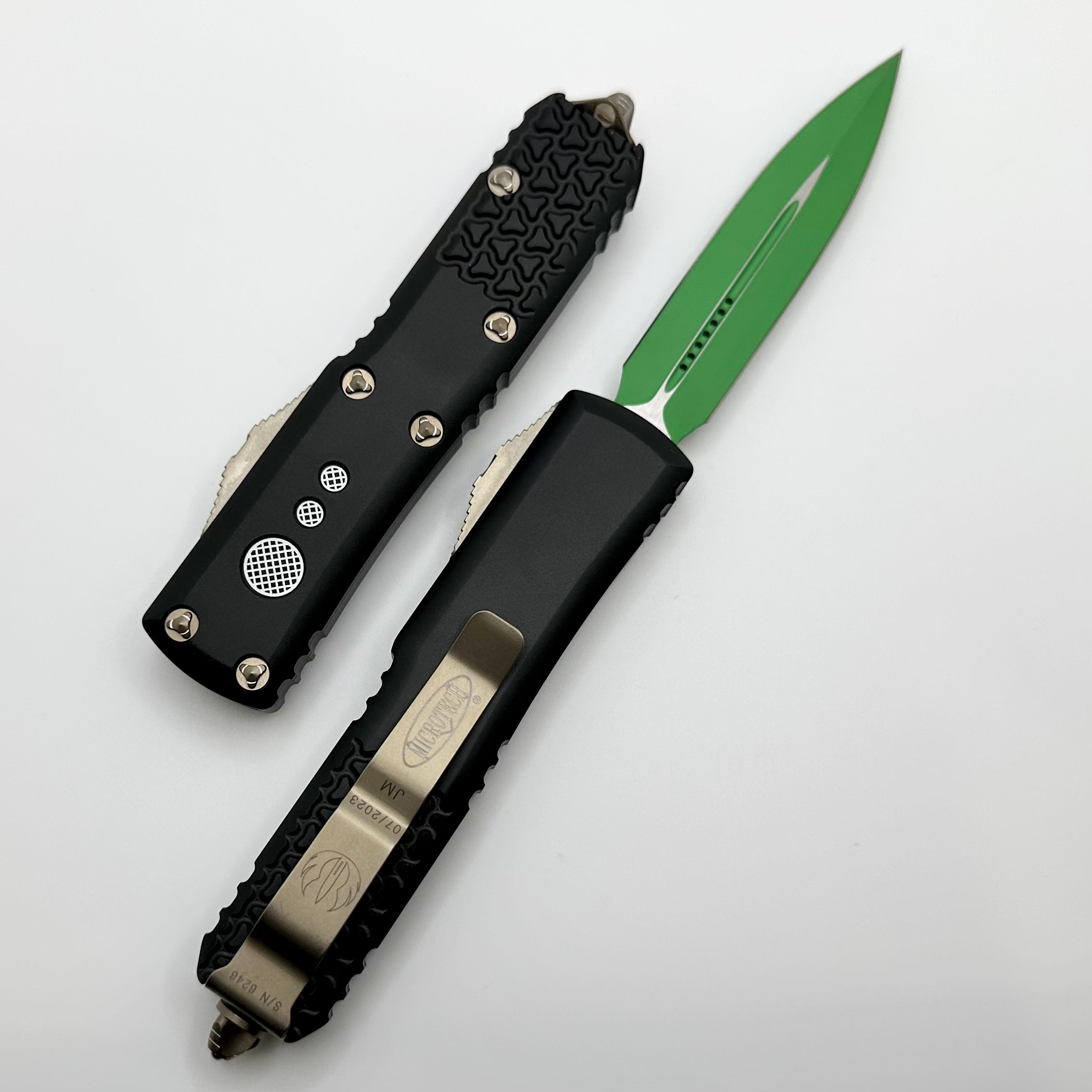 Microtech UTX-85 Jedi Master Green M390 - Premium EDC Knife with Black Chassis & Bronze Hardware