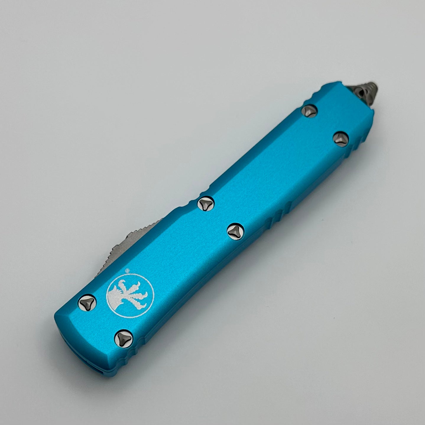 Microtech Ultratech Tanto Satin Standard & Turquoise - Premium Tactical OTF Knife