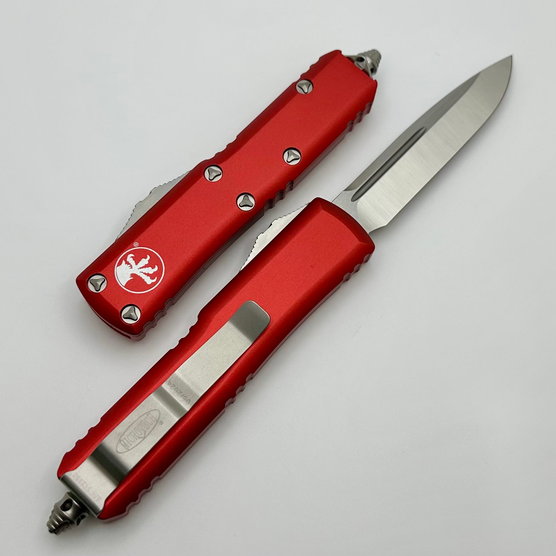 Microtech UTX-85 S/E Satin Standard & Red 231-4RD - Premium Everyday Carry Knife