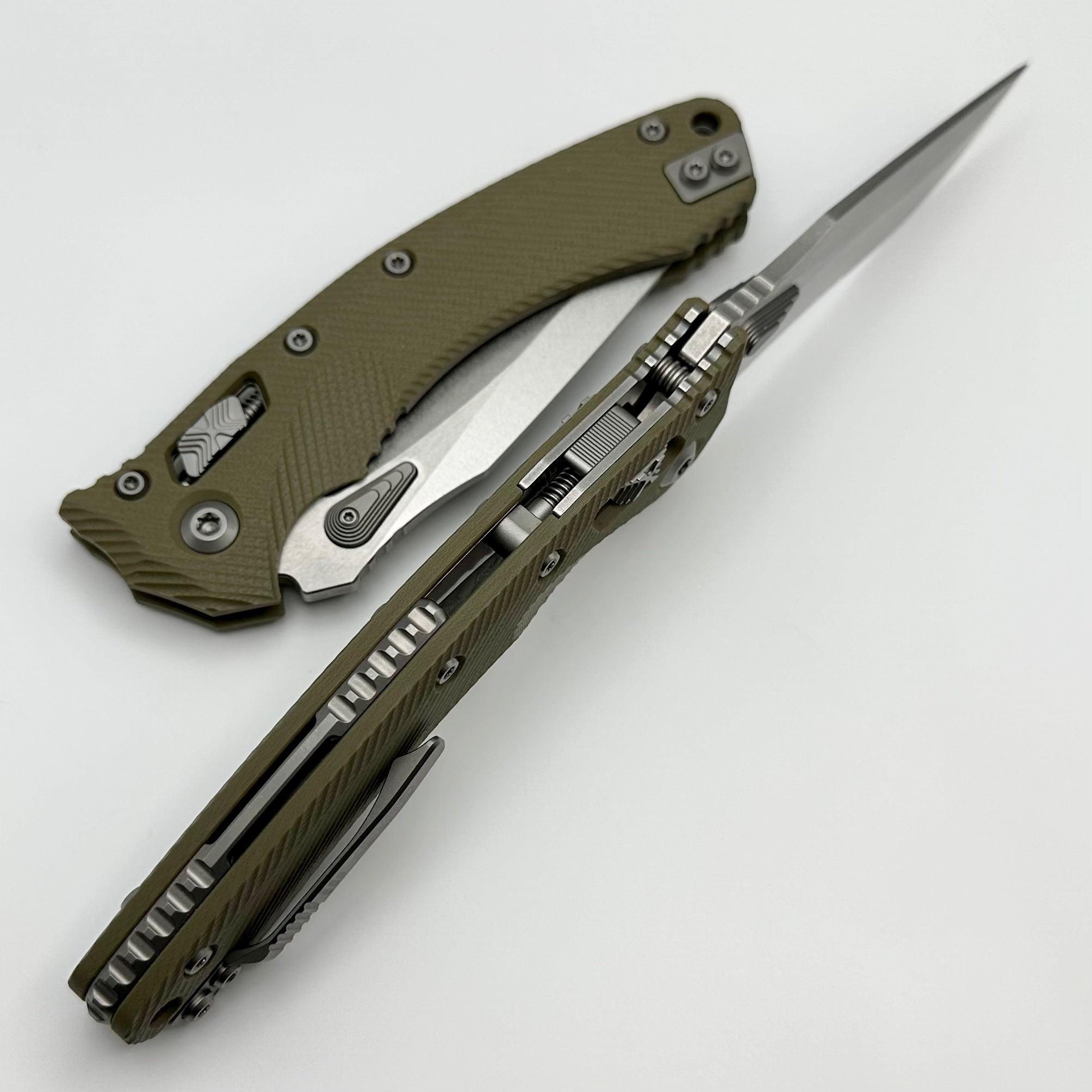 Premium Microtech Amphibian RAM LOK Tactical Knife - OD Green Fluted G-10 & Stonewash M390MK Blade