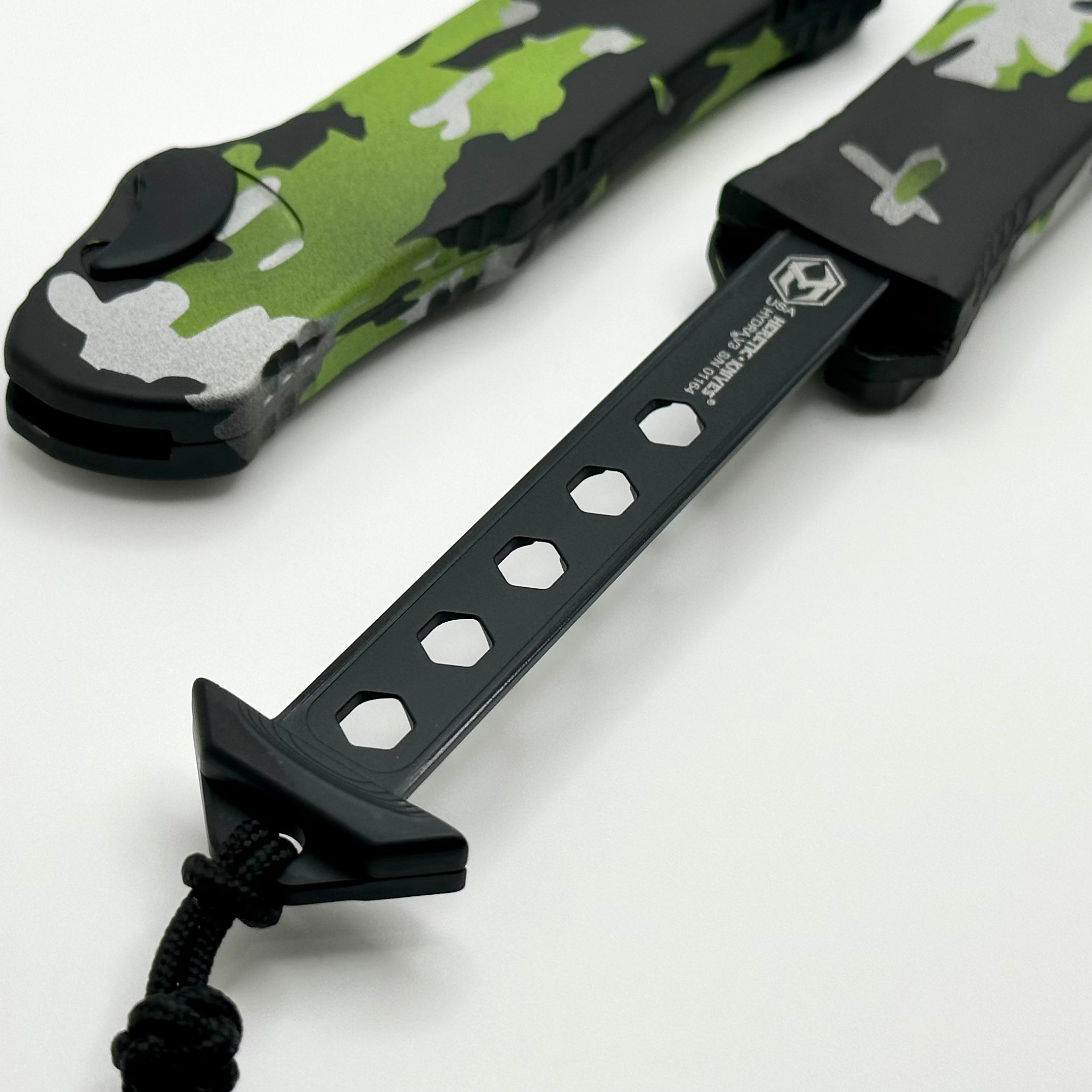 Heretic Hydra V3 Camo Tactical Knife - Premium Aluminum Handle & Two-Tone Cerakote Tanto Blade