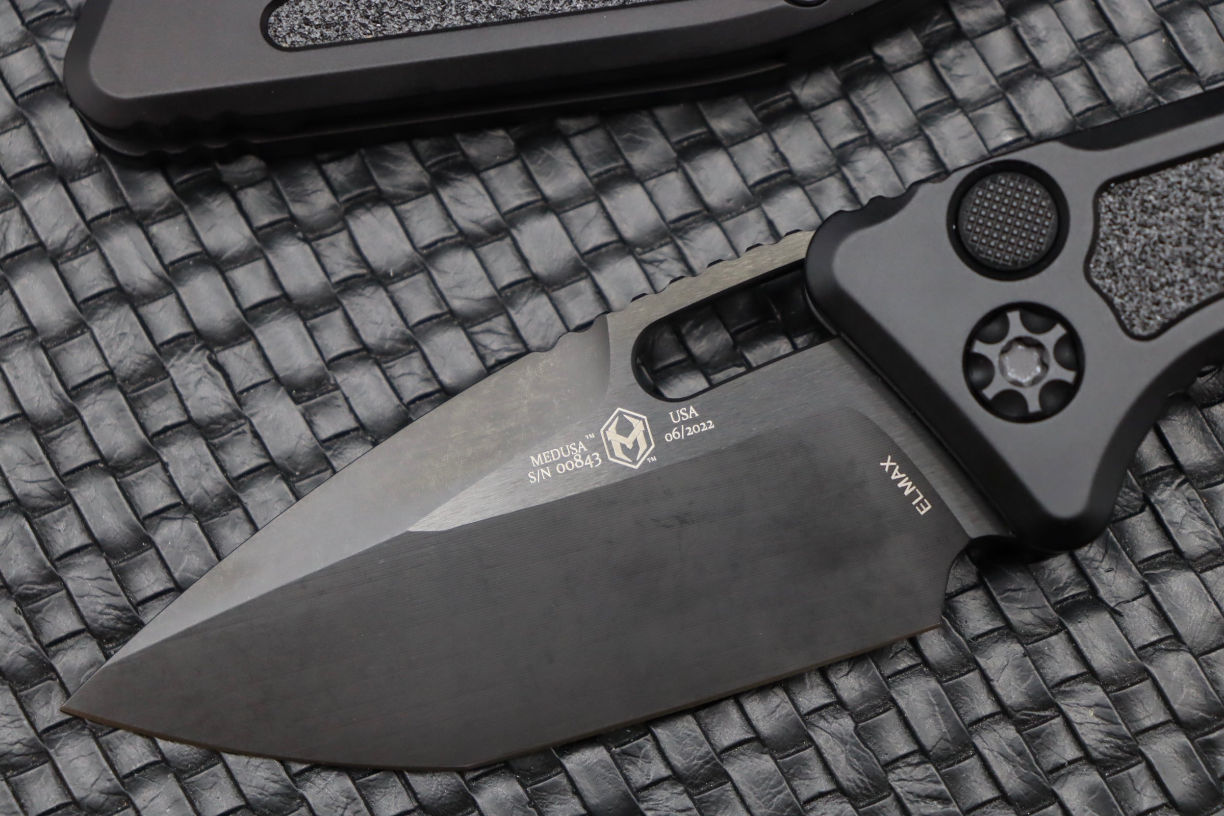 Heretic Knives Premium Medusa Tanto Tactical Black DLC